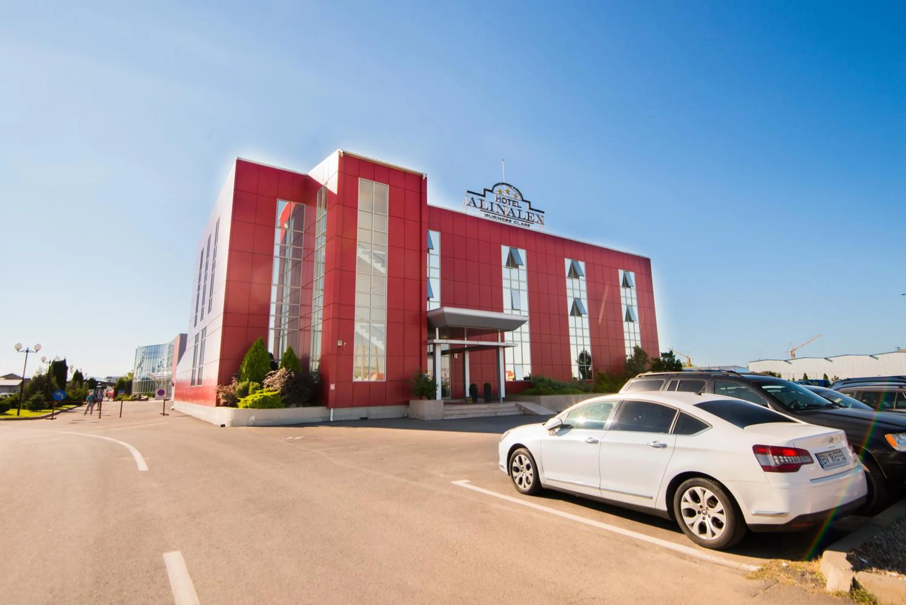 Property building in Hotel Alinalex - Paradisul Acvatic