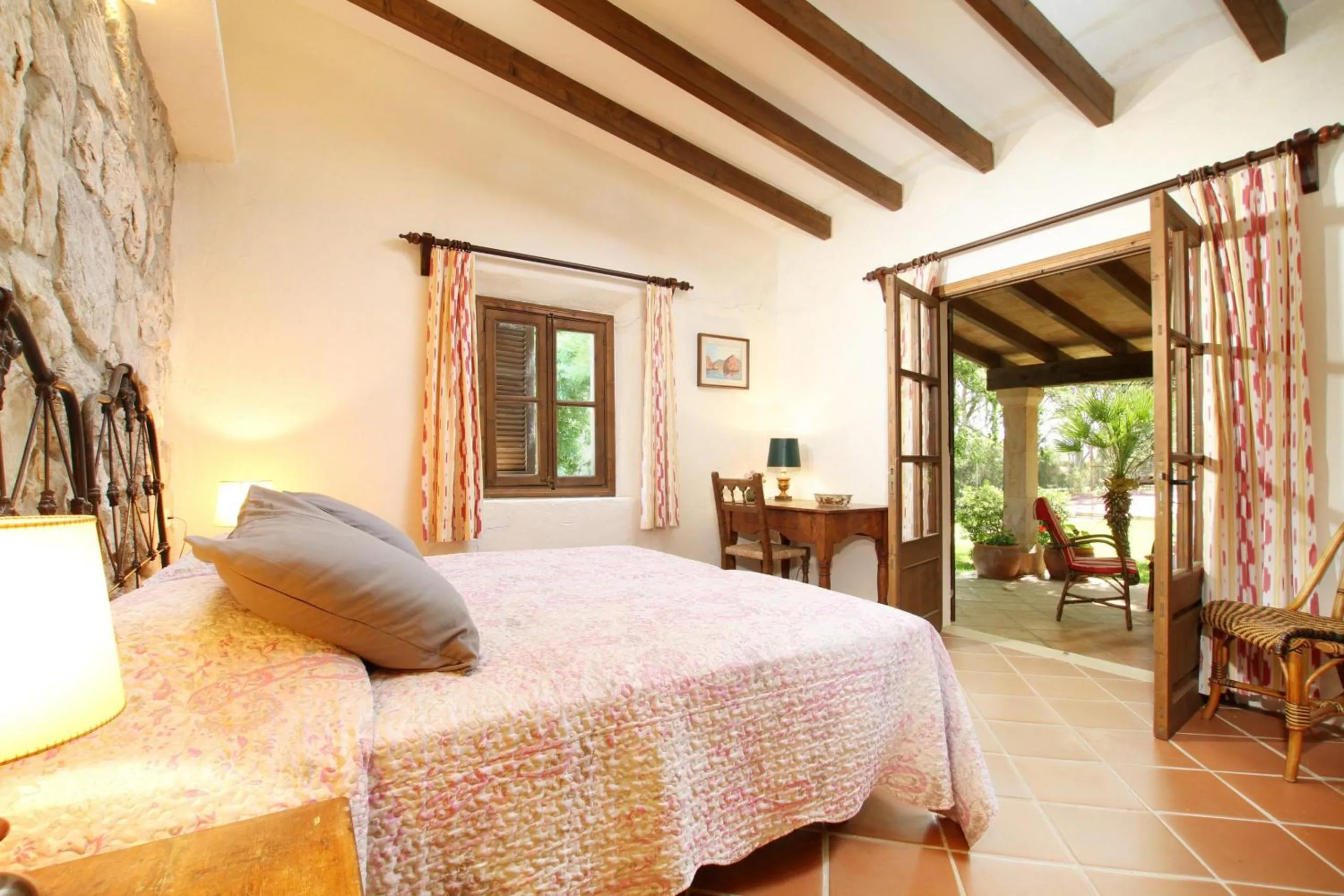 Other, Bed in El Bikoro