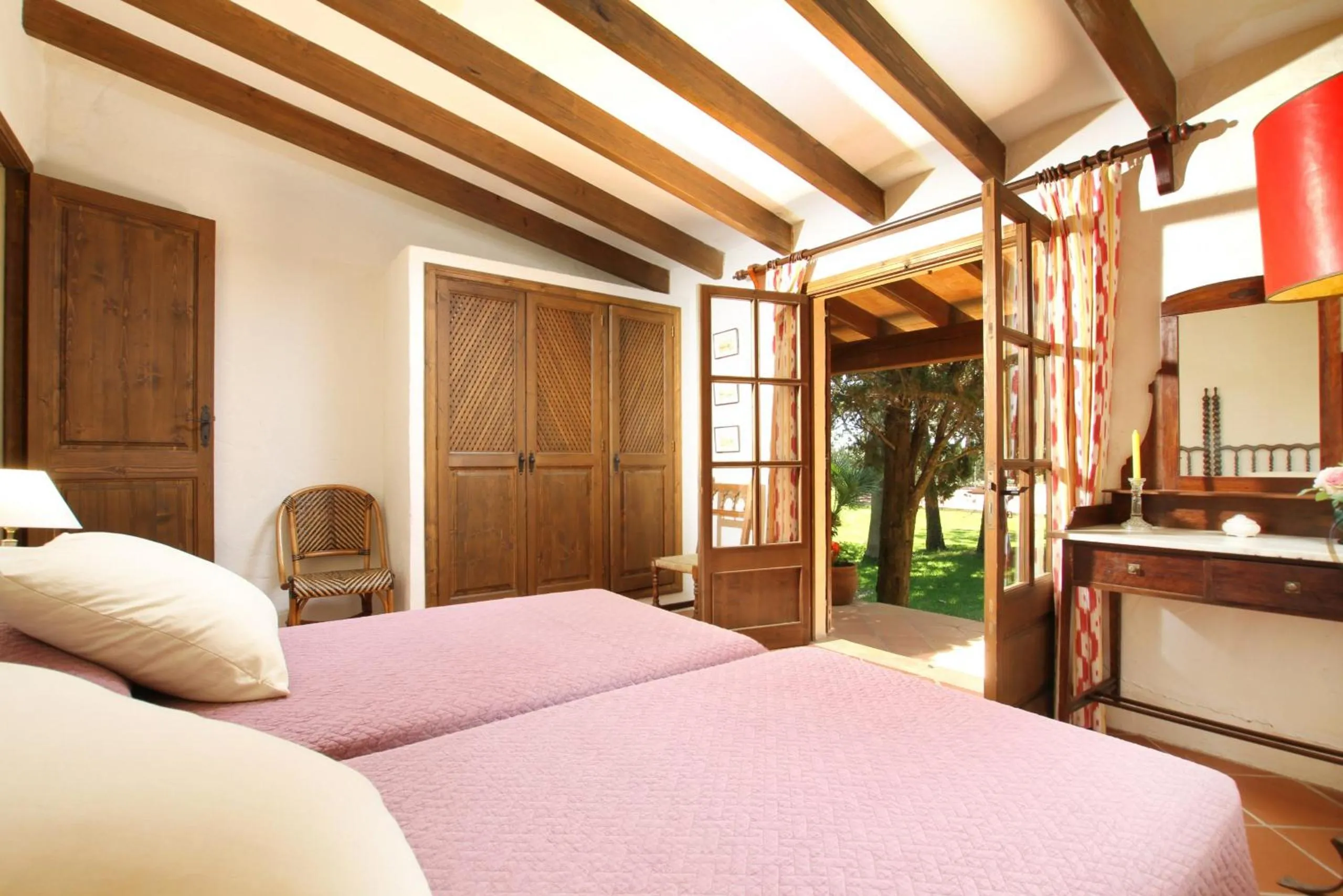 Other, Bed in El Bikoro