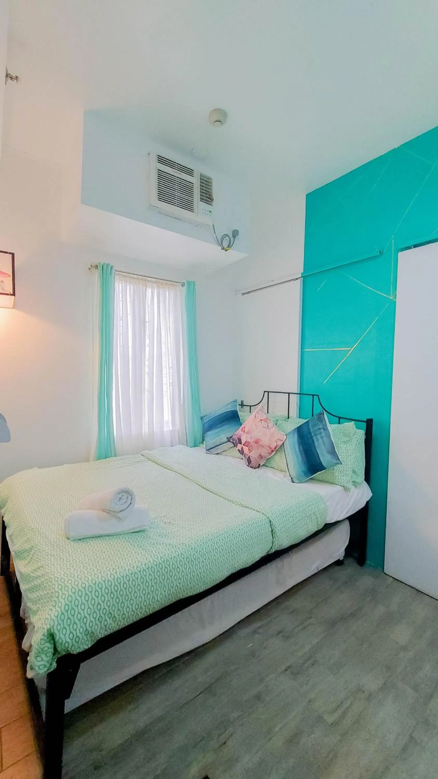 Bed in Retreat Haven in La Bella Tagaytay