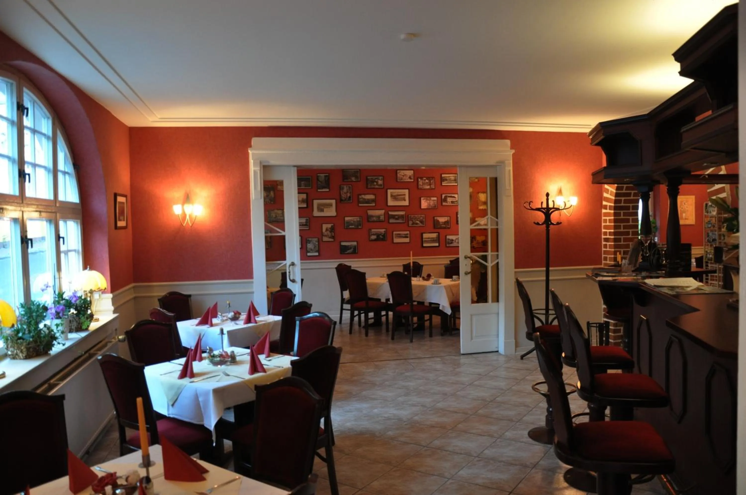 Lounge or bar in Hotel & Restaurant Märkische Schweiz