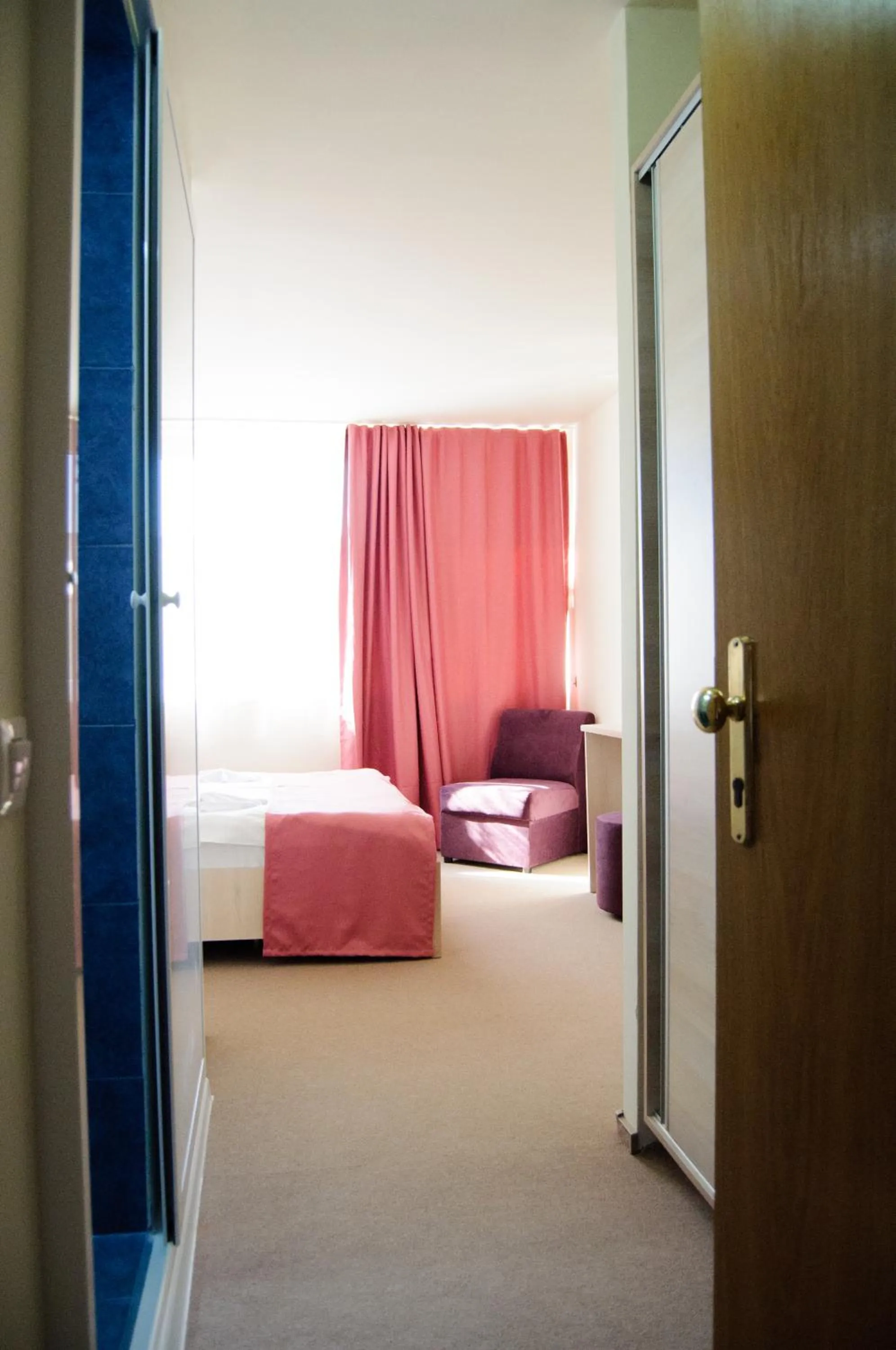 Bedroom, Bed in Hotel Doina