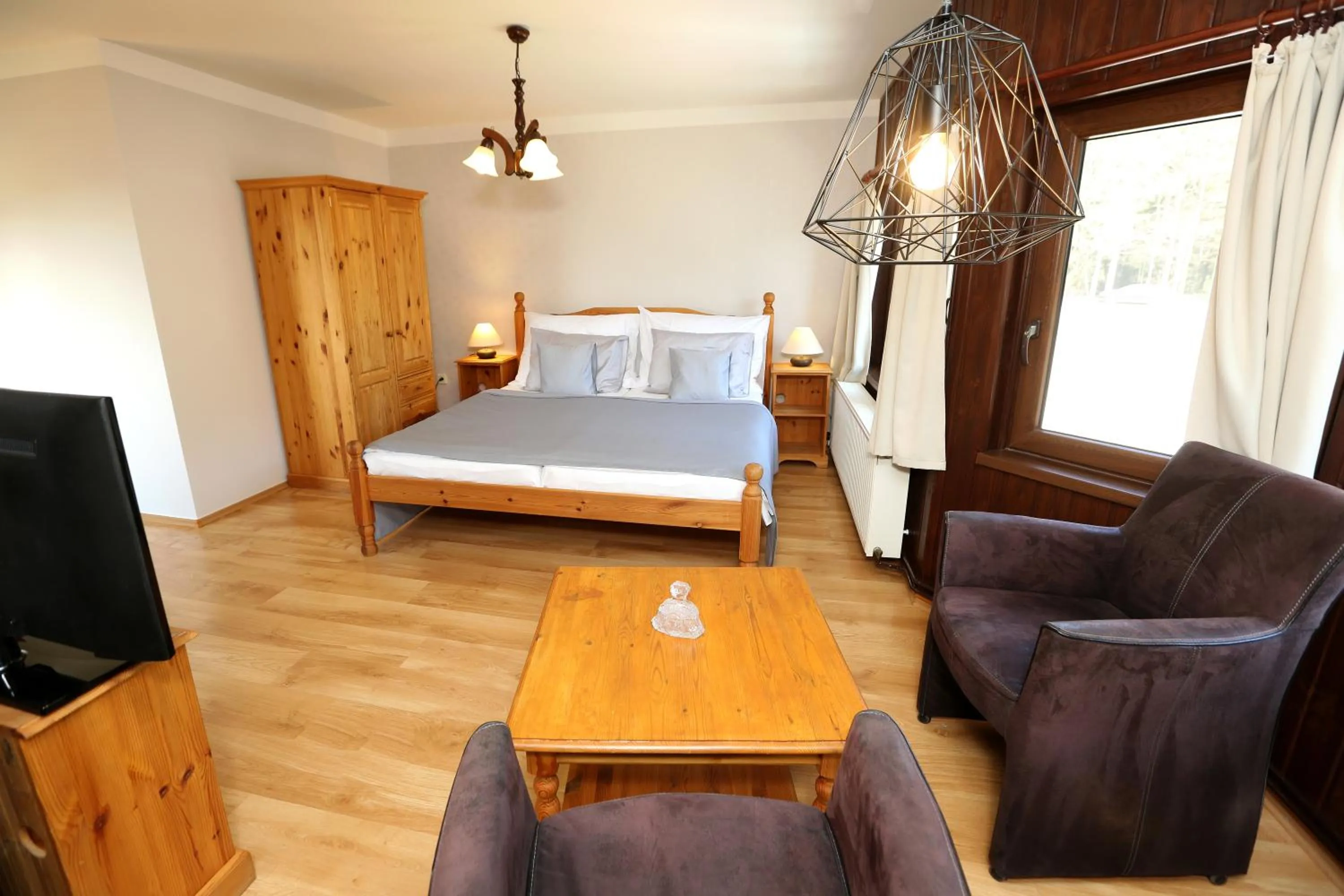 Photo of the whole room in Hotel Zámeček Janovičky