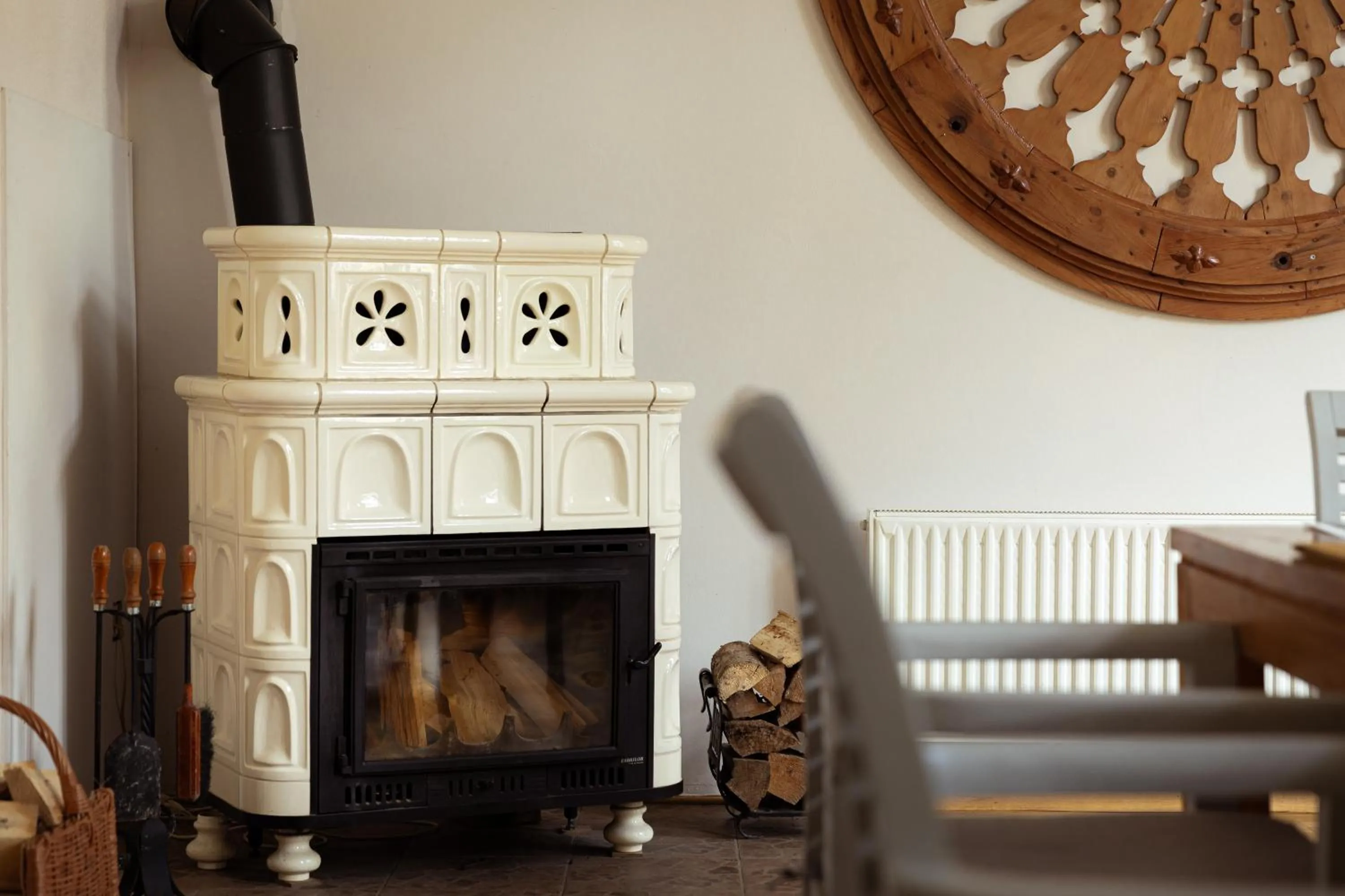 flat iron in Hotel Zámeček Janovičky