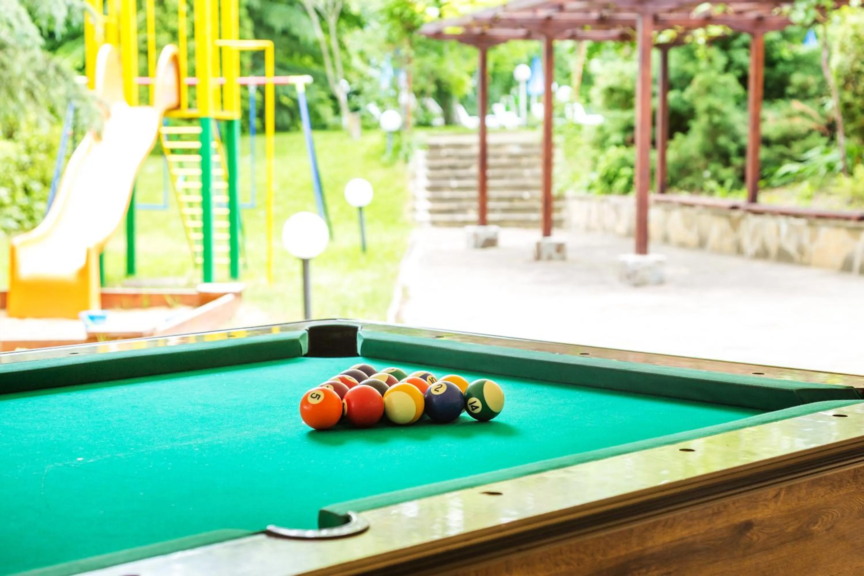 Entertainment in Ljuljak Hotel