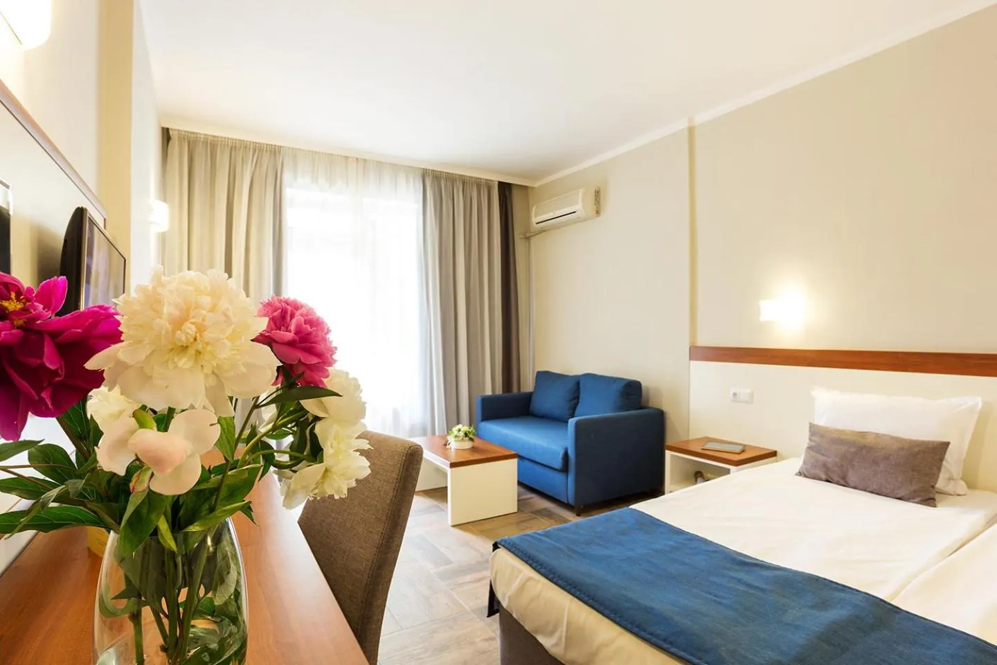 Bed in Ljuljak Hotel