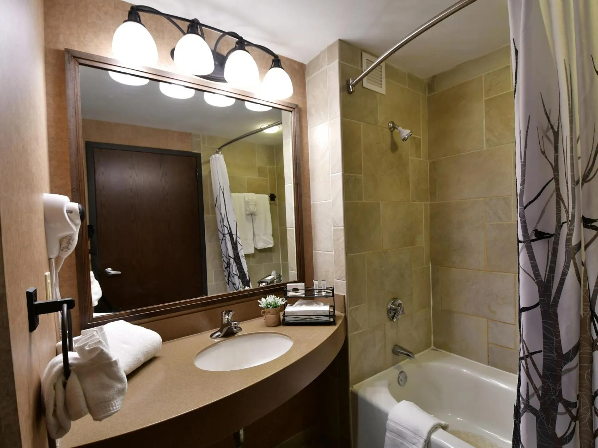 Bathroom in Clifty Inn