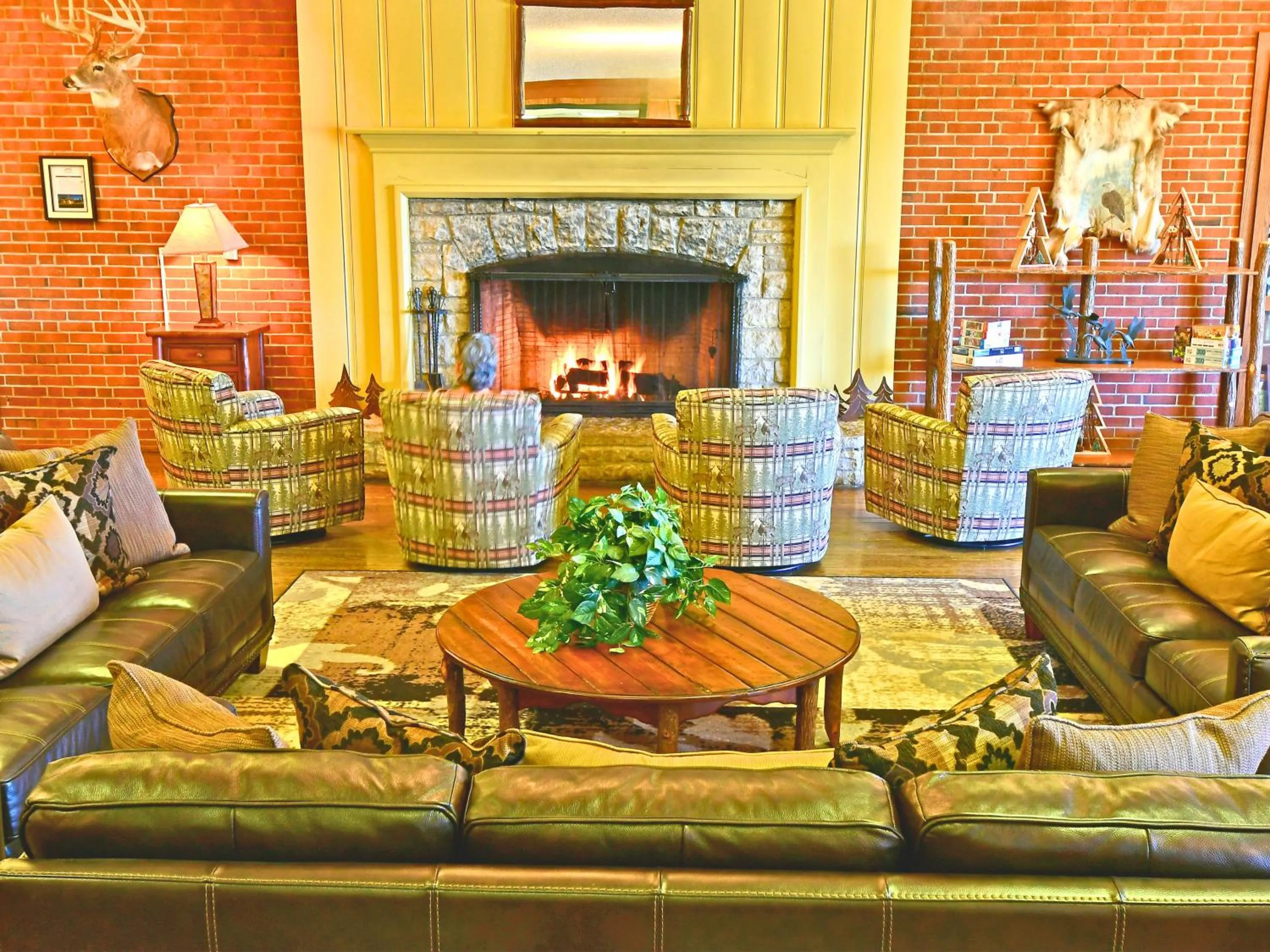 Property building in Clifty Inn