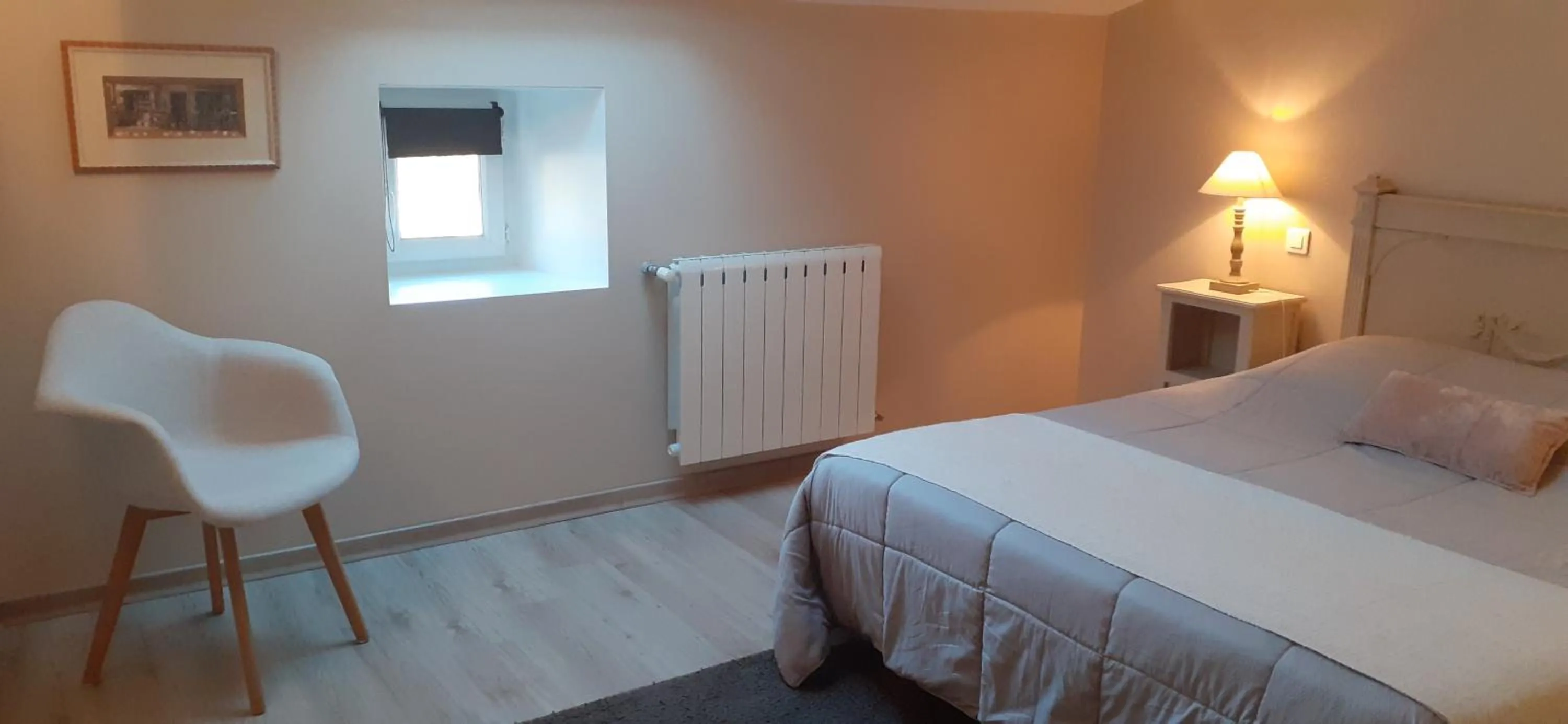 Photo of the whole room in Le Mas de Magnaou