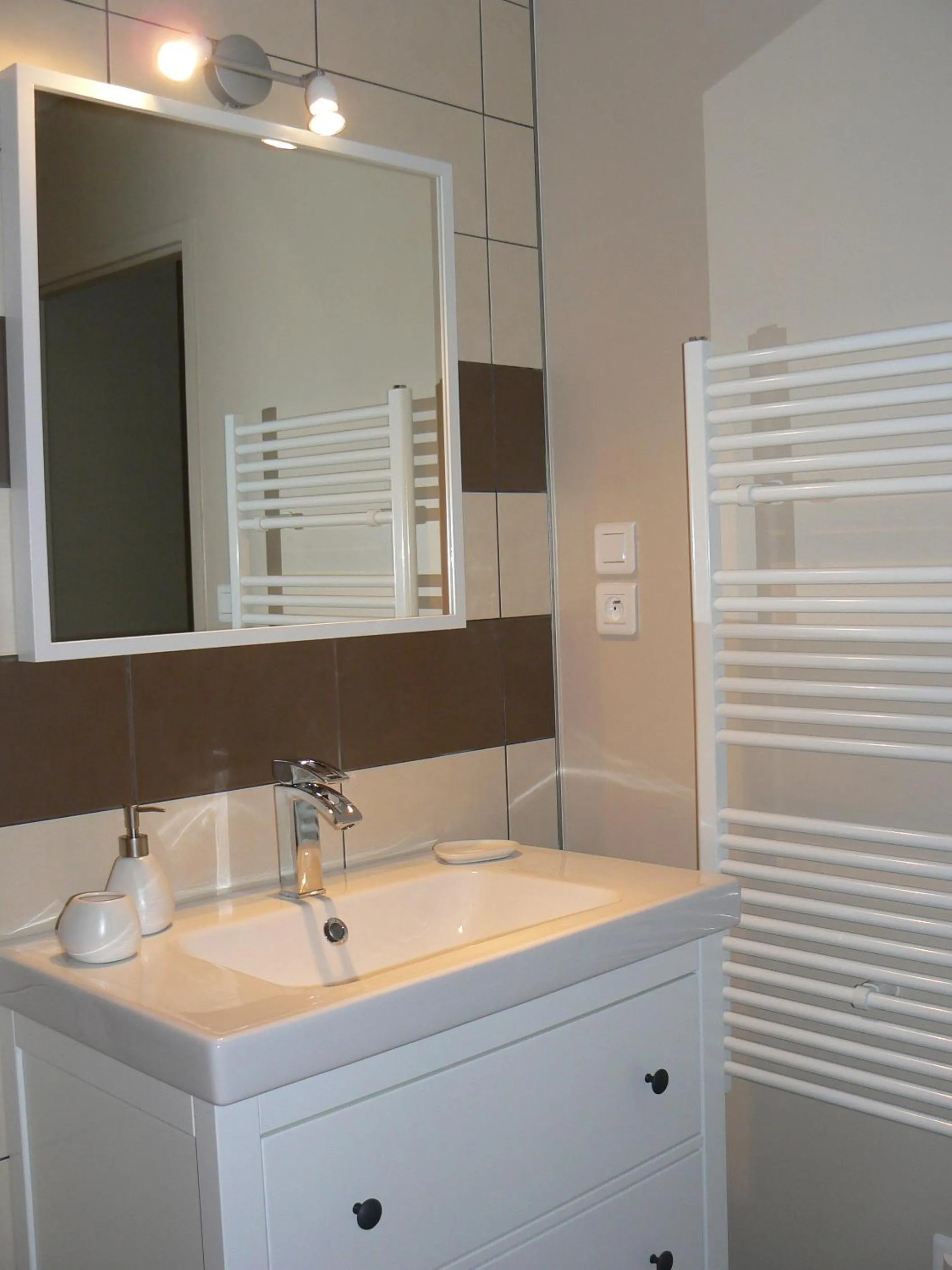 Shower in Le Mas de Magnaou