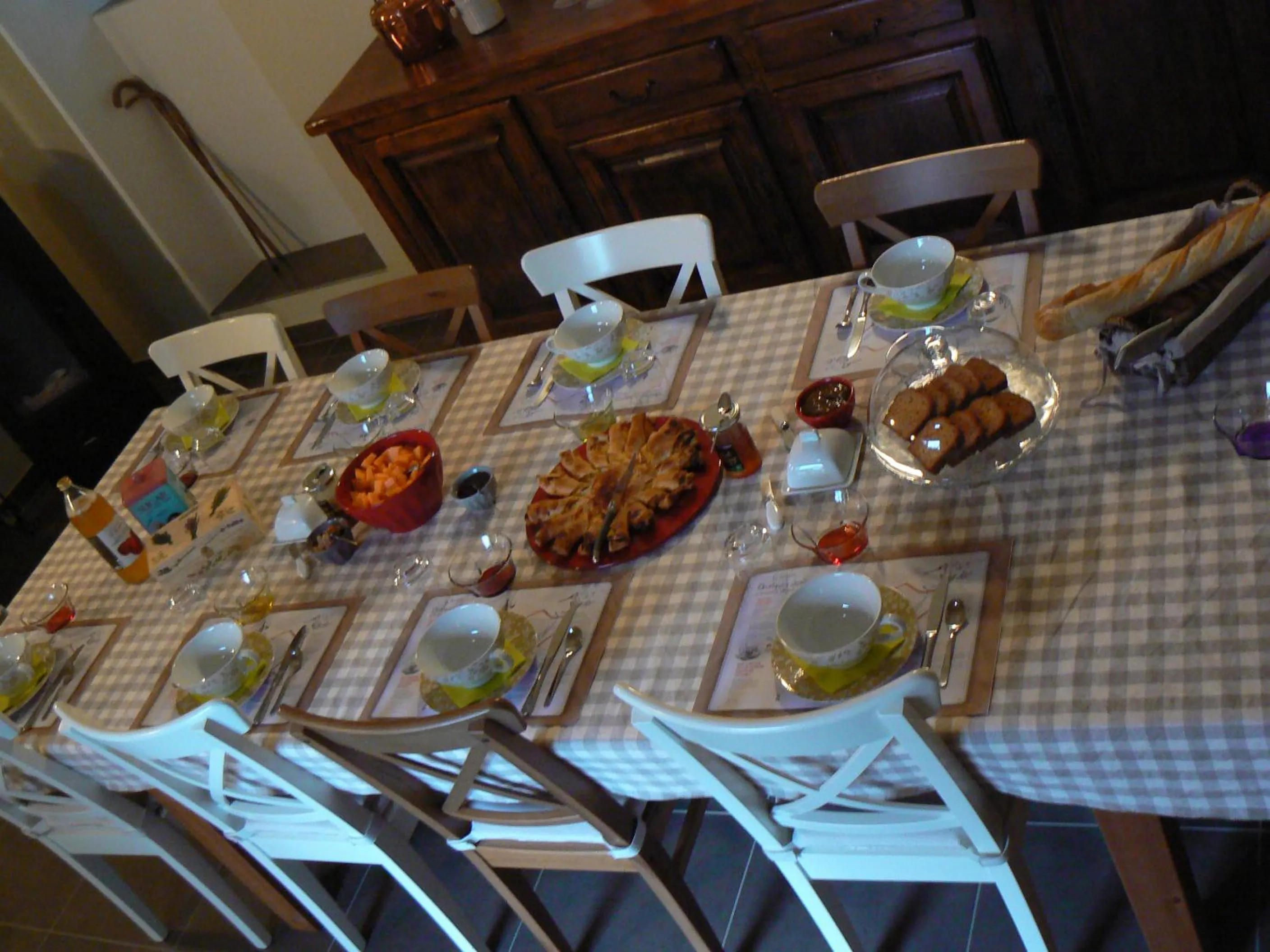 Breakfast in Le Mas de Magnaou