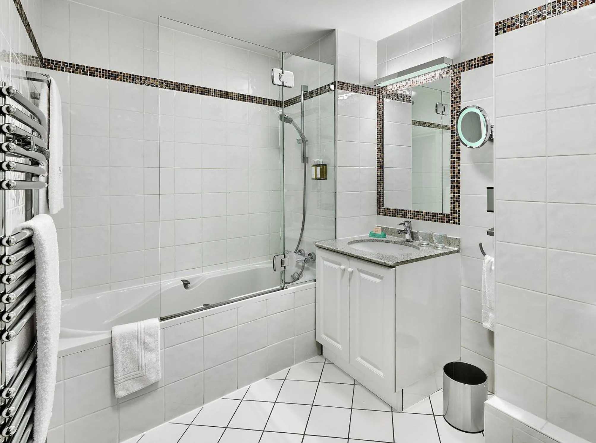 Toilet in La Résidence de La Réserve