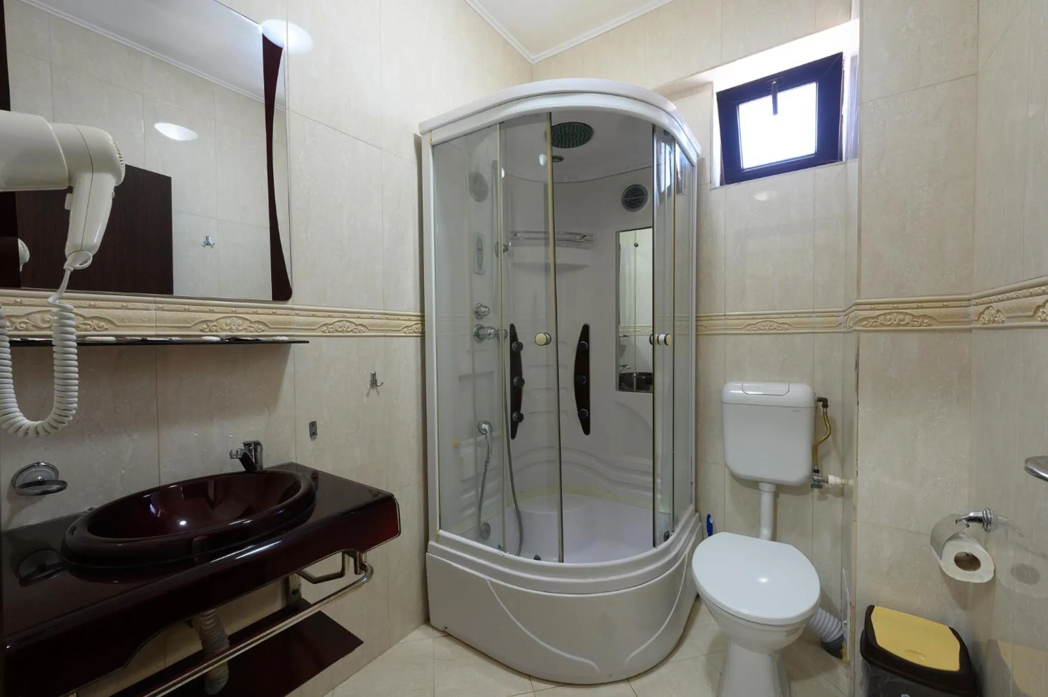 Bathroom in Hotel Coral