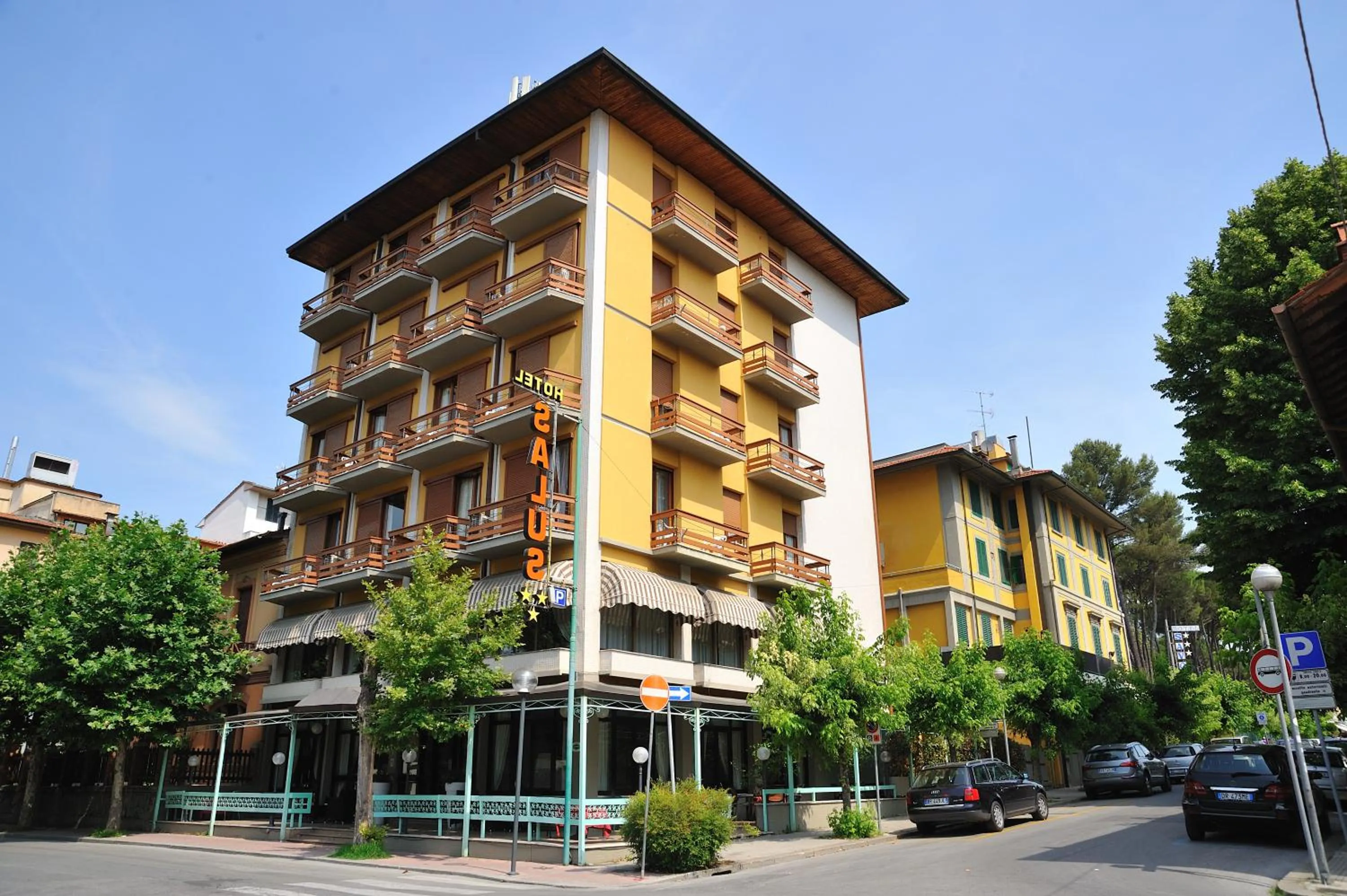 Property building in Hotel Salus