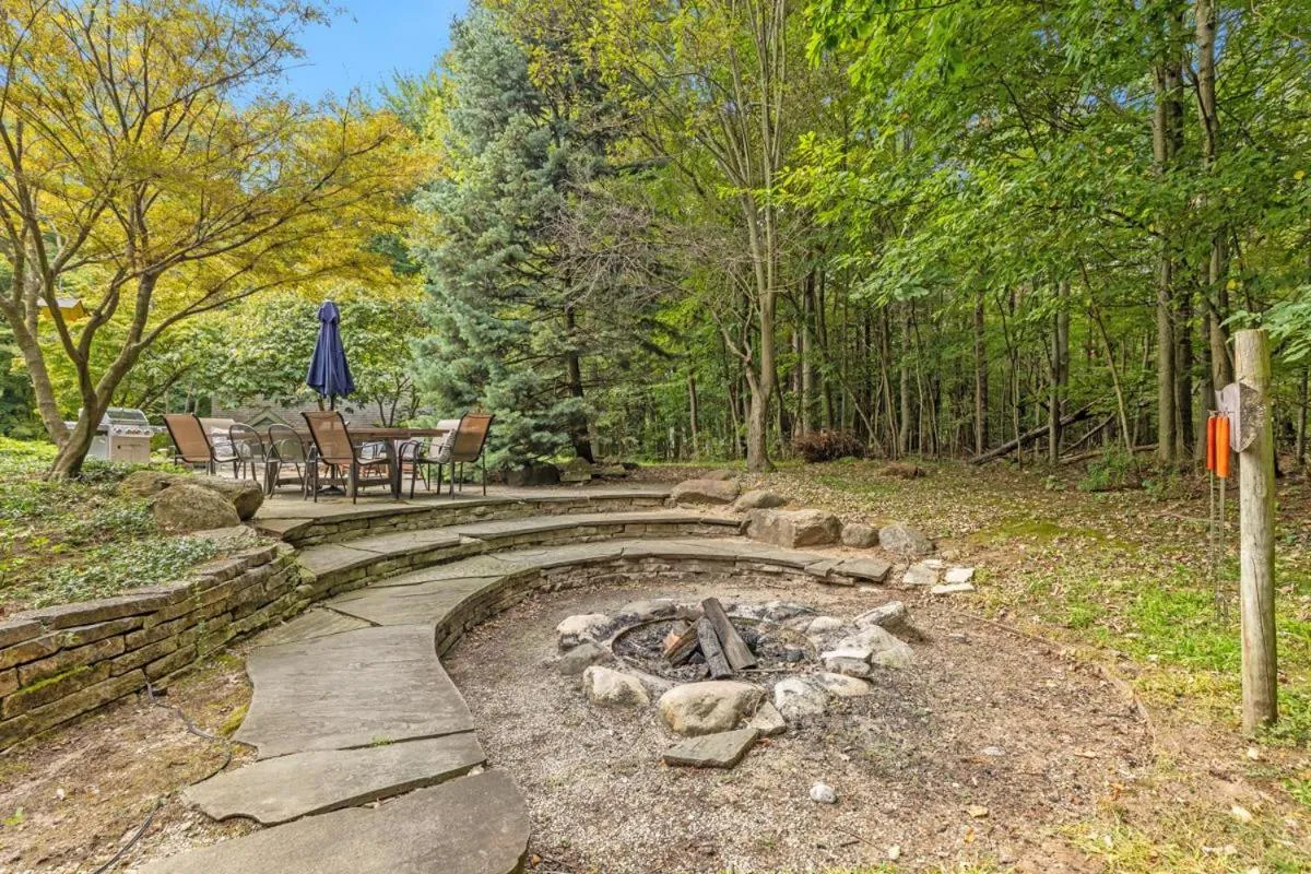 Other in 100 private beach frontage on LK MI Hot tub