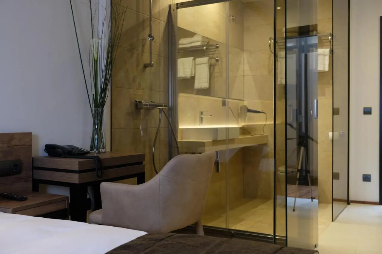 Via Aetcal Hotel & Wellness