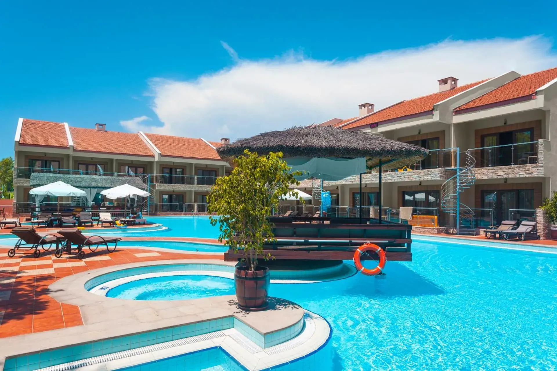 Swimming Pool in Club Hotel Turan Prince World