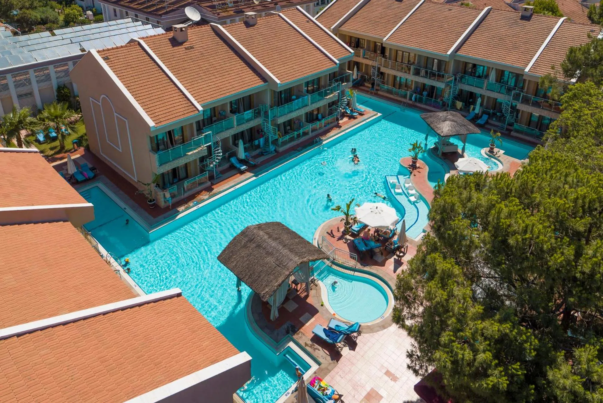 Swimming pool in Club Hotel Turan Prince World - Kids Concept