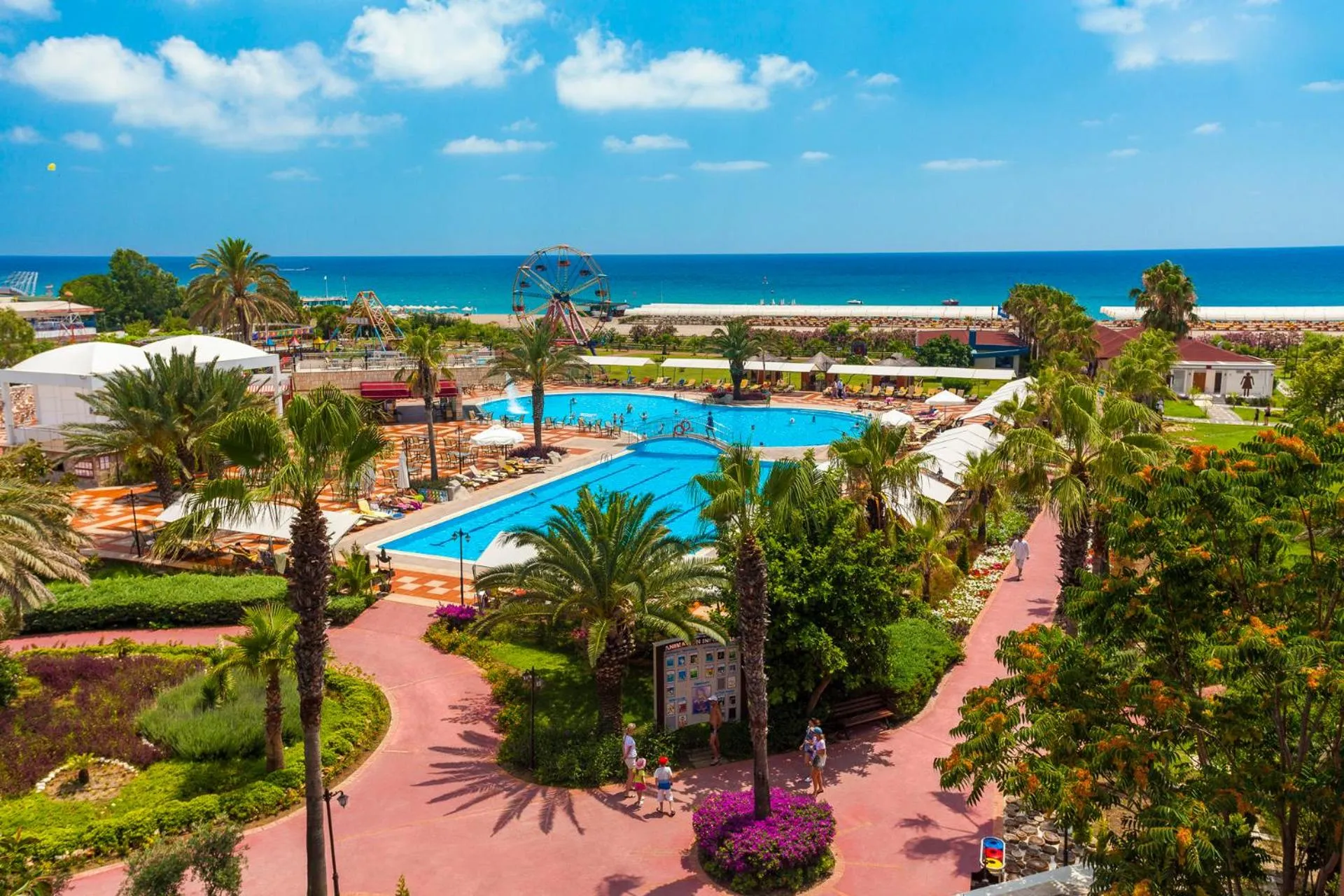 Pool view in Club Hotel Turan Prince World - Kids Concept