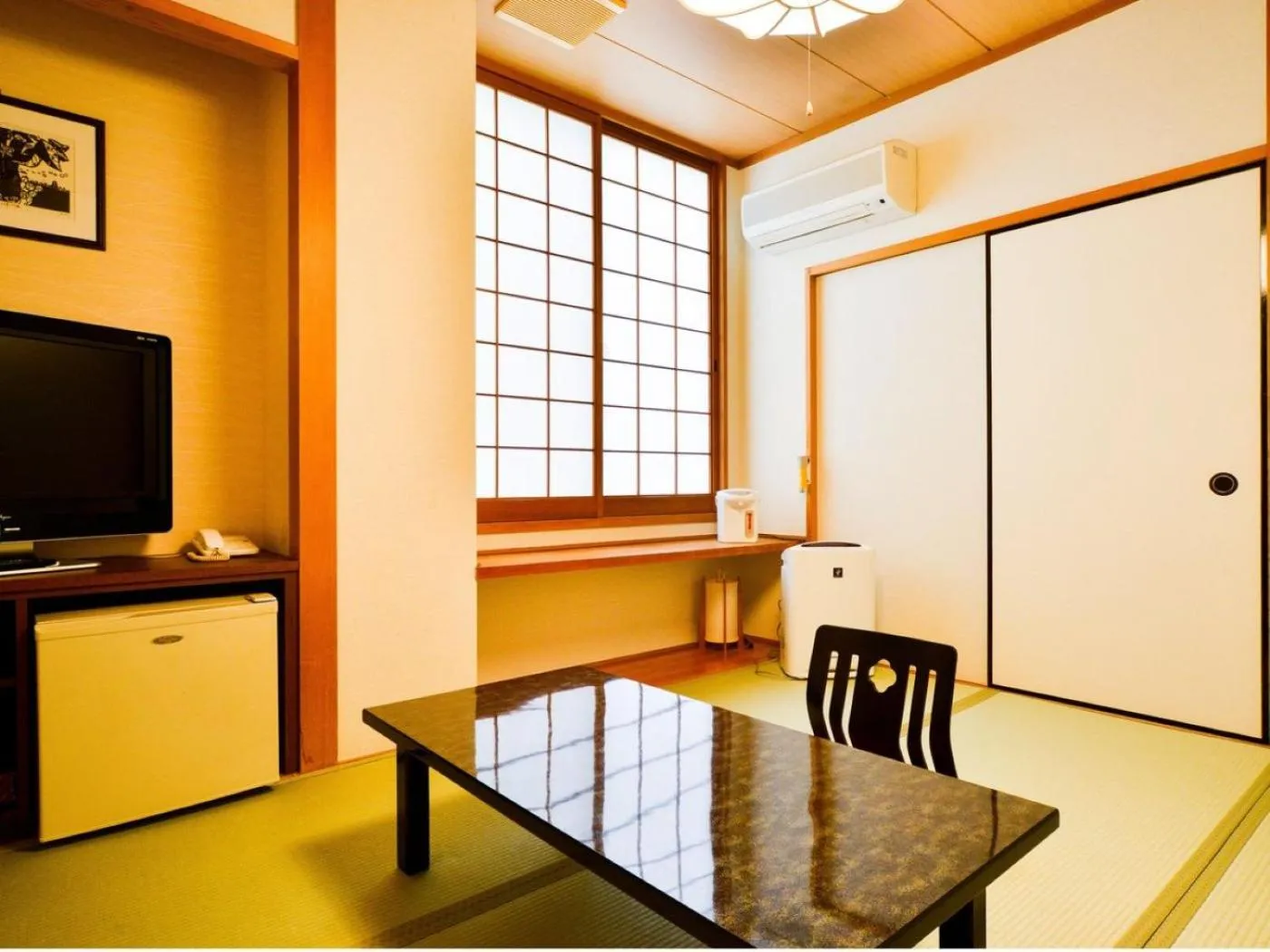 Photo of the whole room in Hotel Claire Higasa