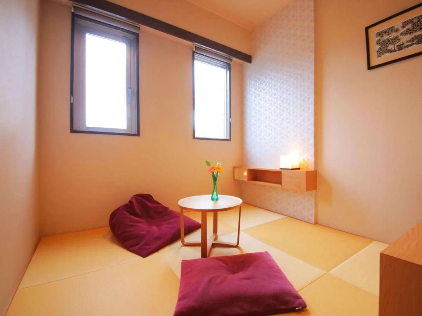 Photo of the whole room, Bed in Hotel Claire Higasa