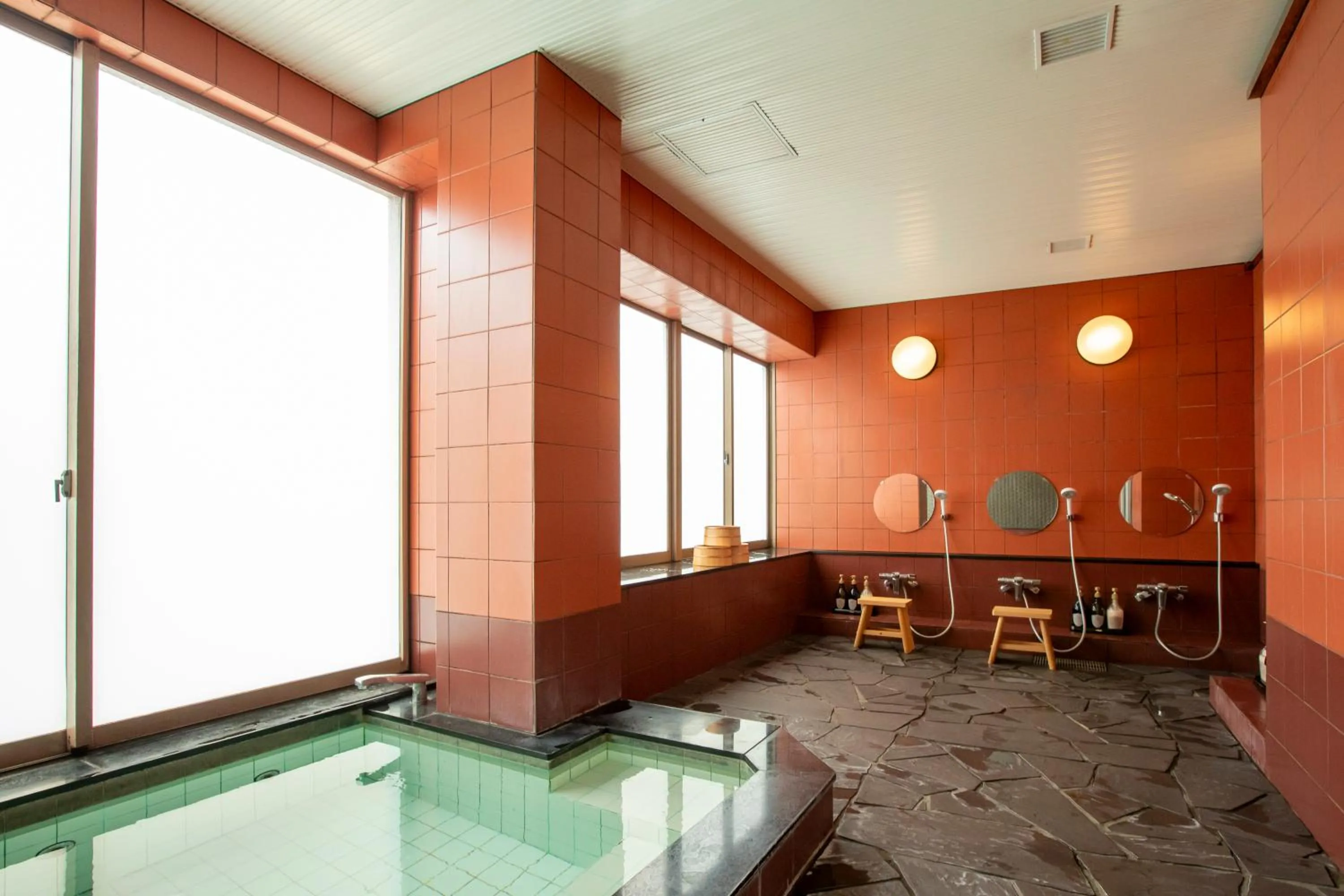 Public Bath in Hotel Claire Higasa