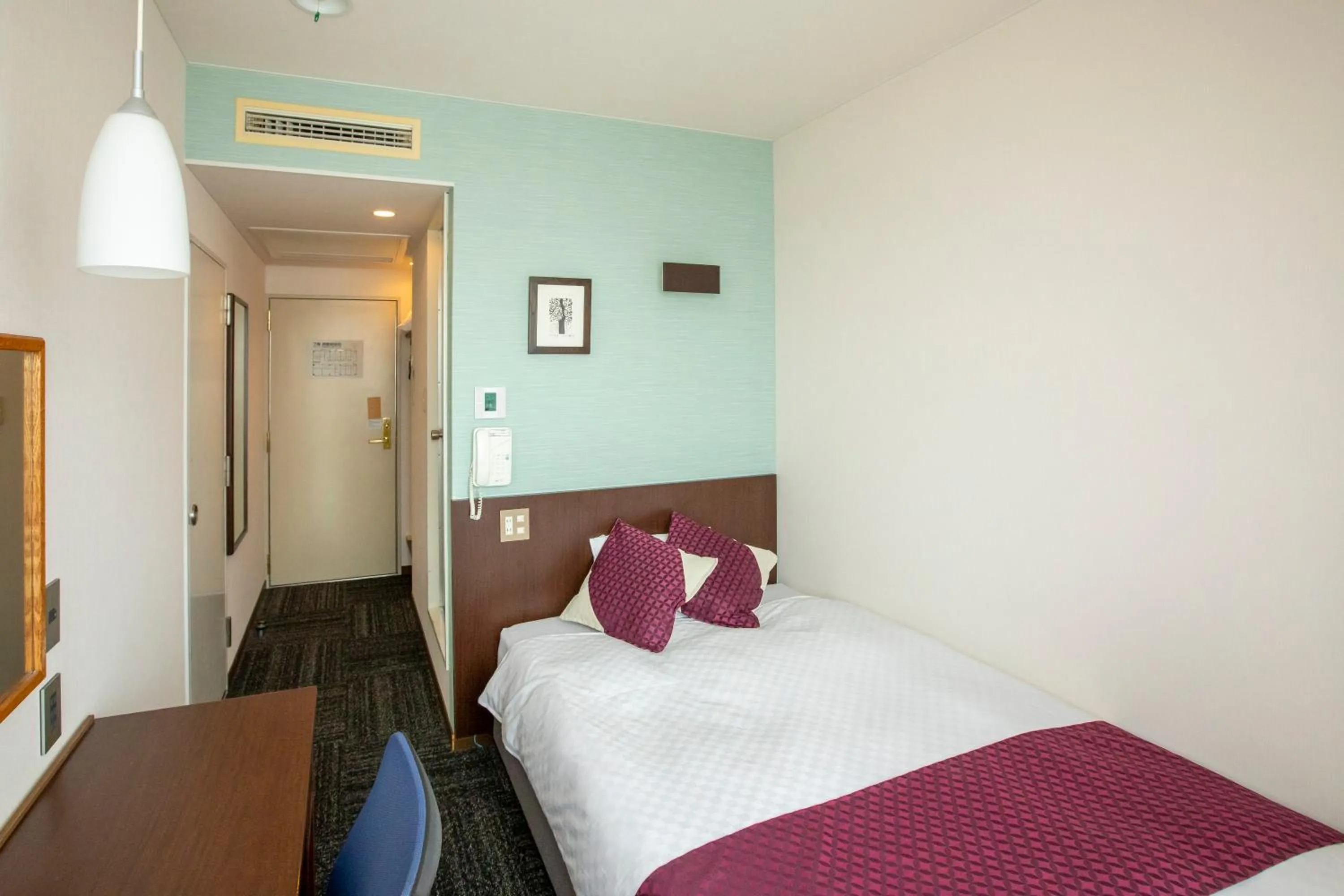 Photo of the whole room, Bed in Hotel Claire Higasa