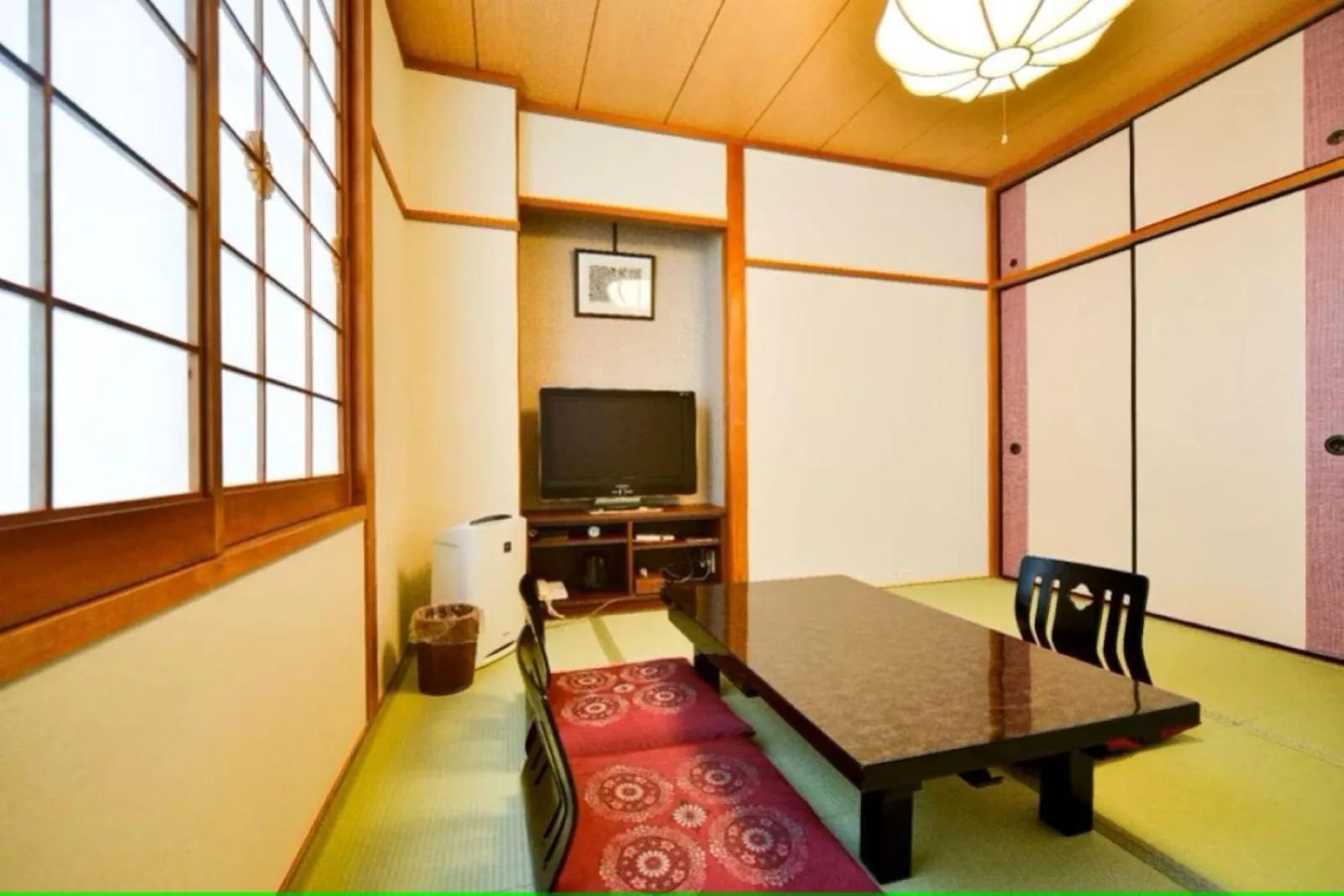 Photo of the whole room, Bed in Hotel Claire Higasa