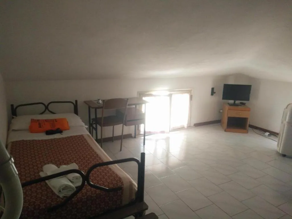 Bedroom, Bed in Hotel Peonia