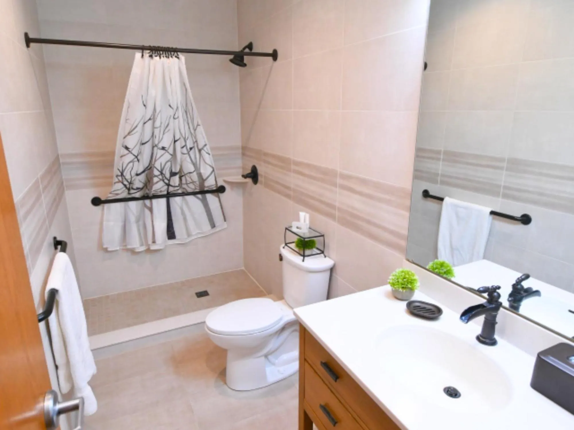 Bathroom in Turkey Run Inn & Cabins