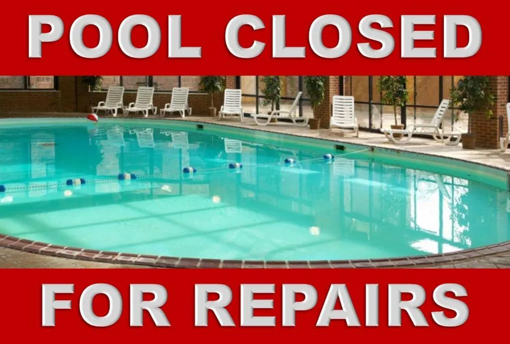 Swimming pool in Turkey Run Inn & Cabins