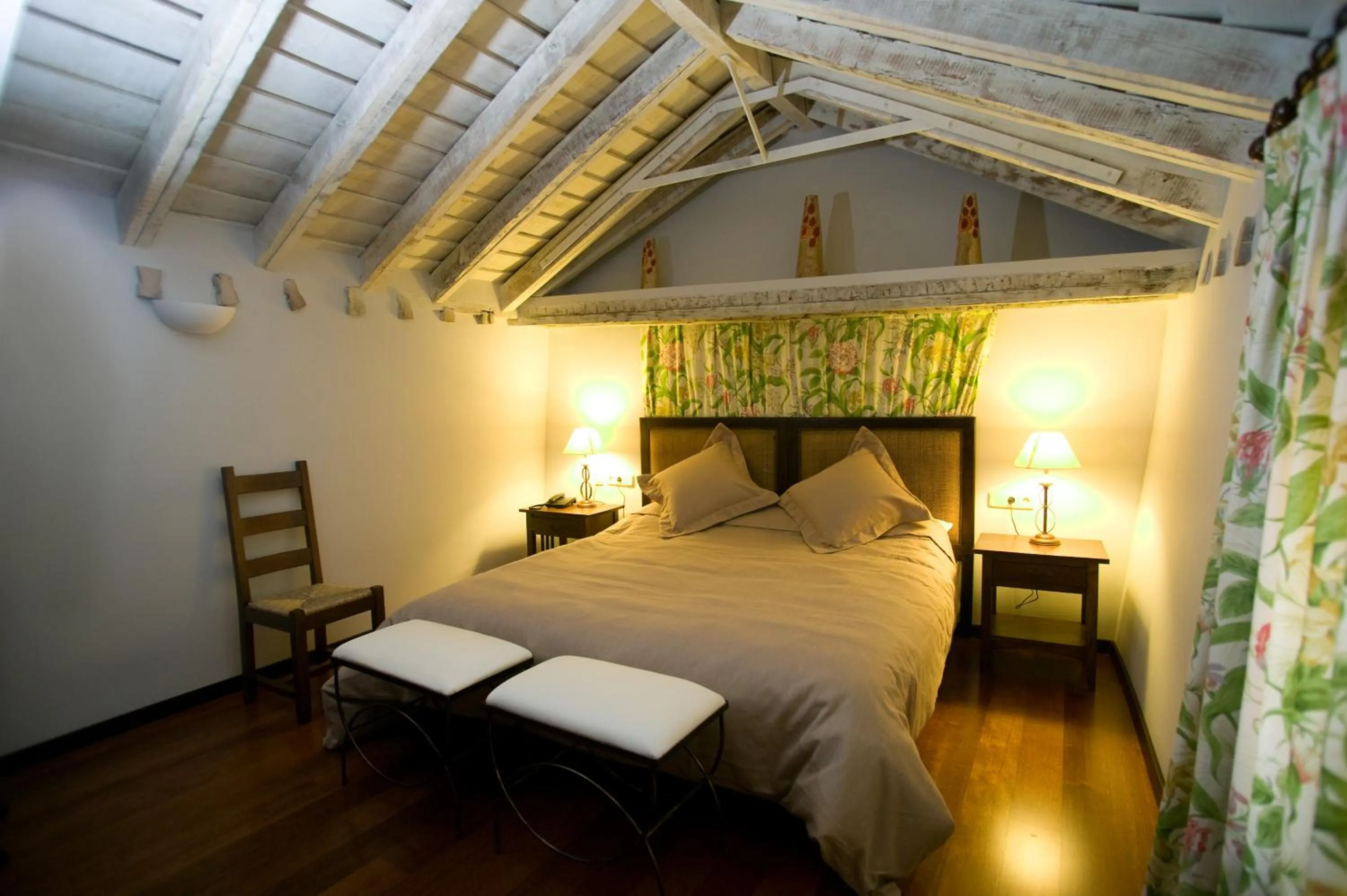 Photo of the whole room, Bed in Hotel Spa La Casa Del Convento