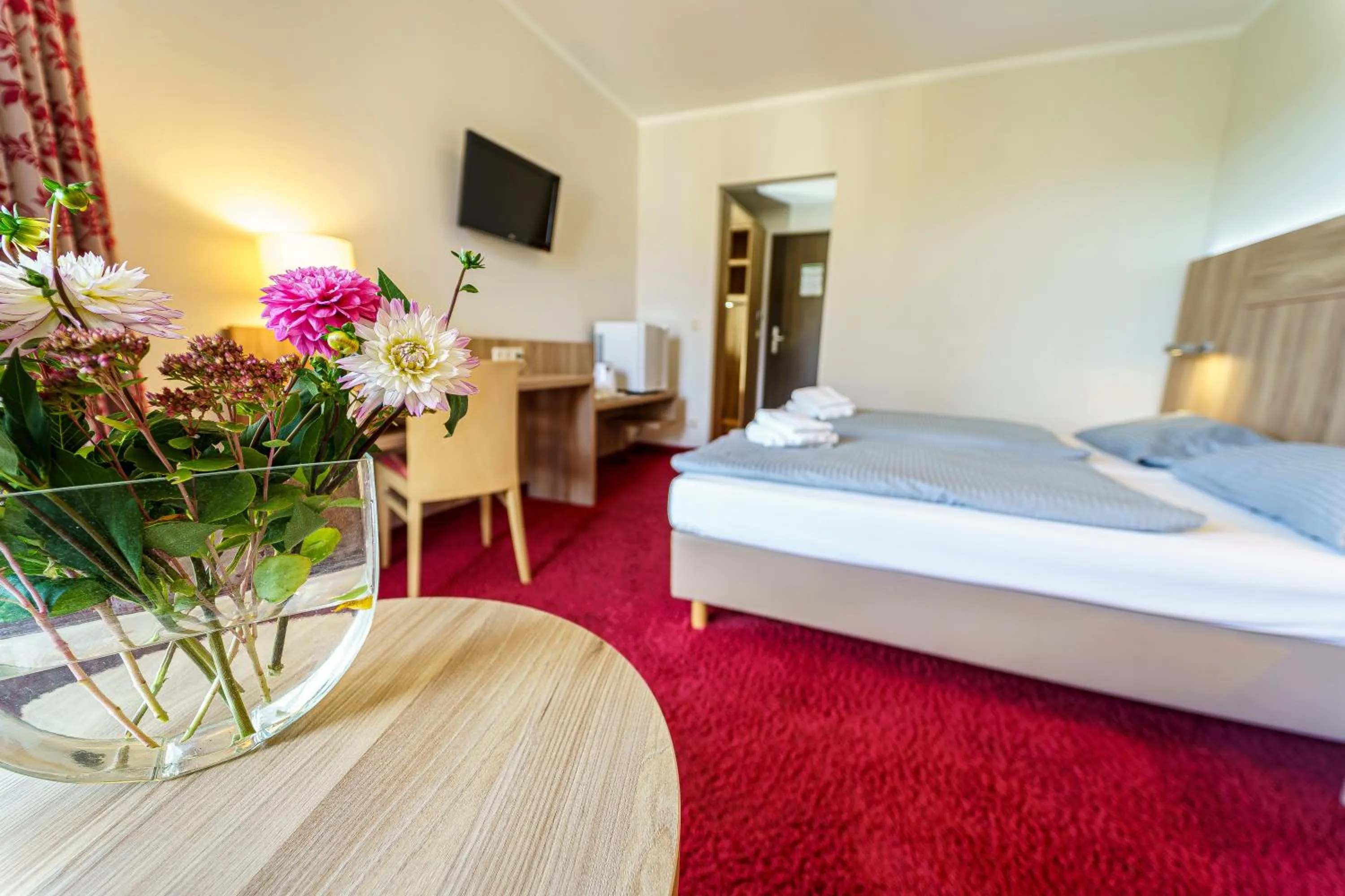 Bed in Einklang - Dein Hotel am Südhorn