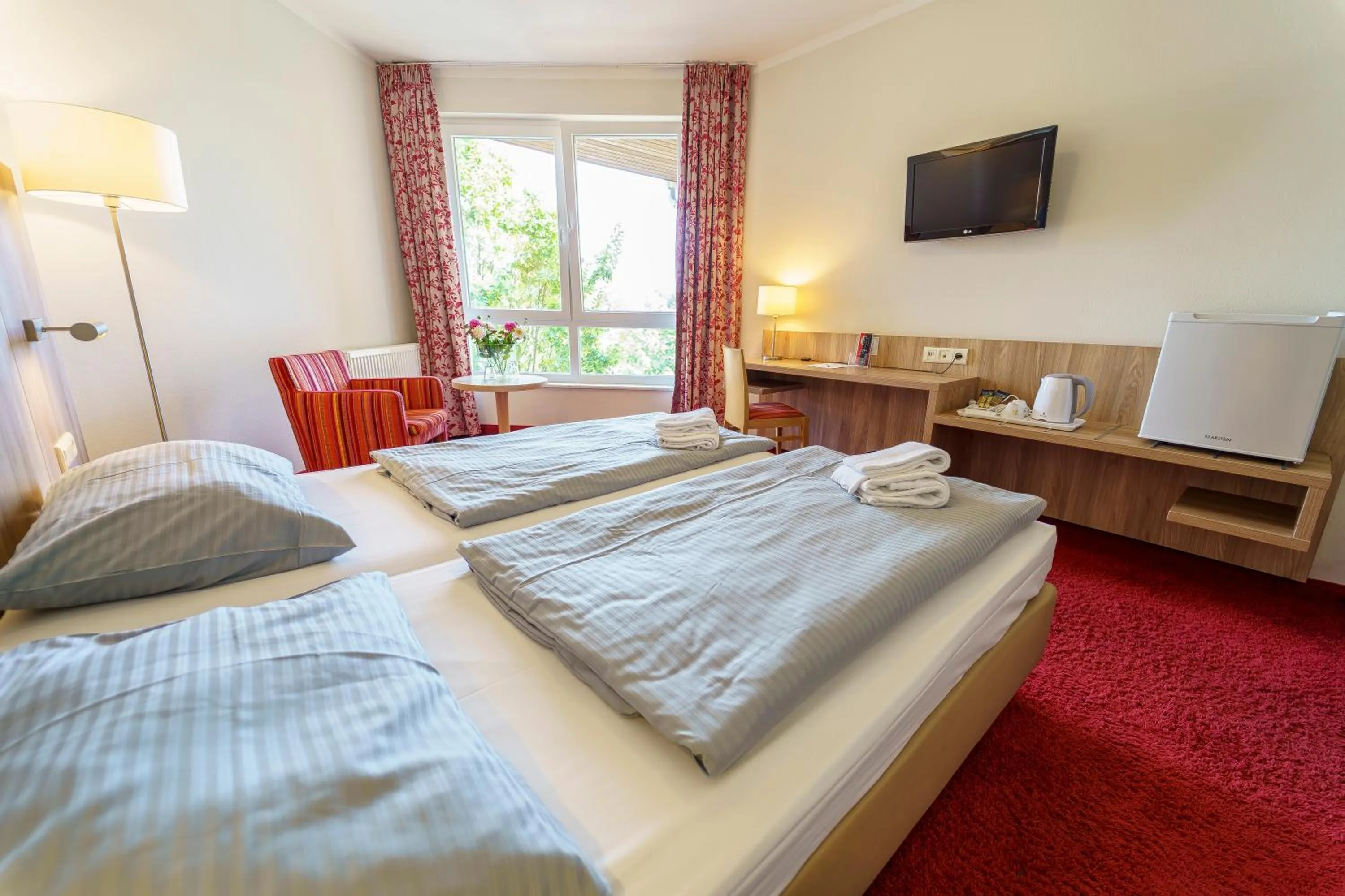 Bed in Einklang - Dein Hotel am Südhorn