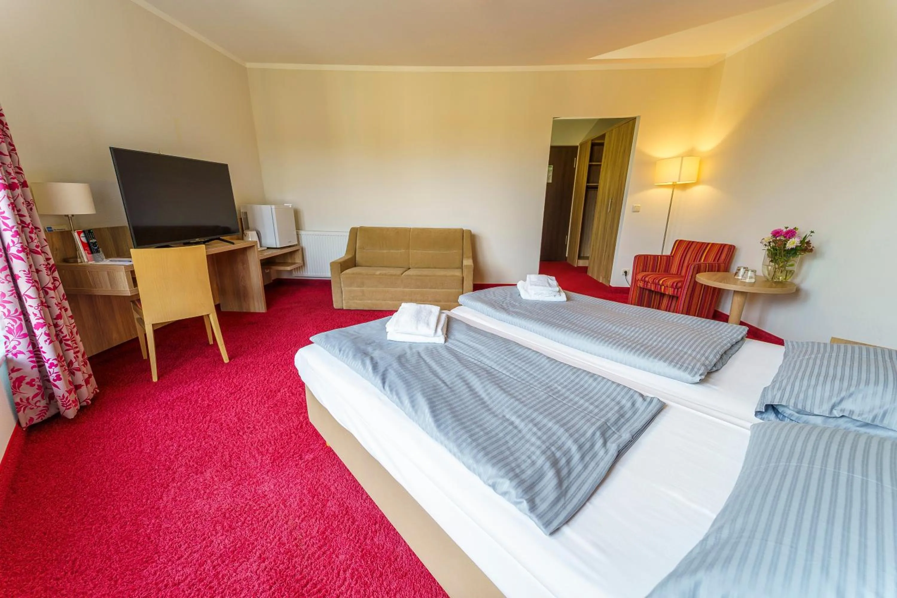 Bed in Einklang - Dein Hotel am Südhorn