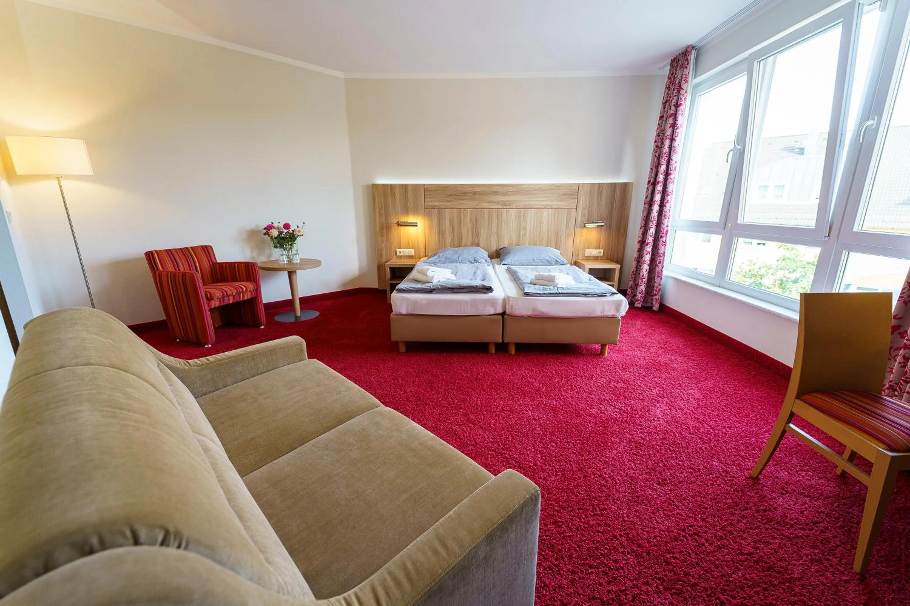 Photo of the whole room, Bed in Einklang - Dein Hotel am Südhorn