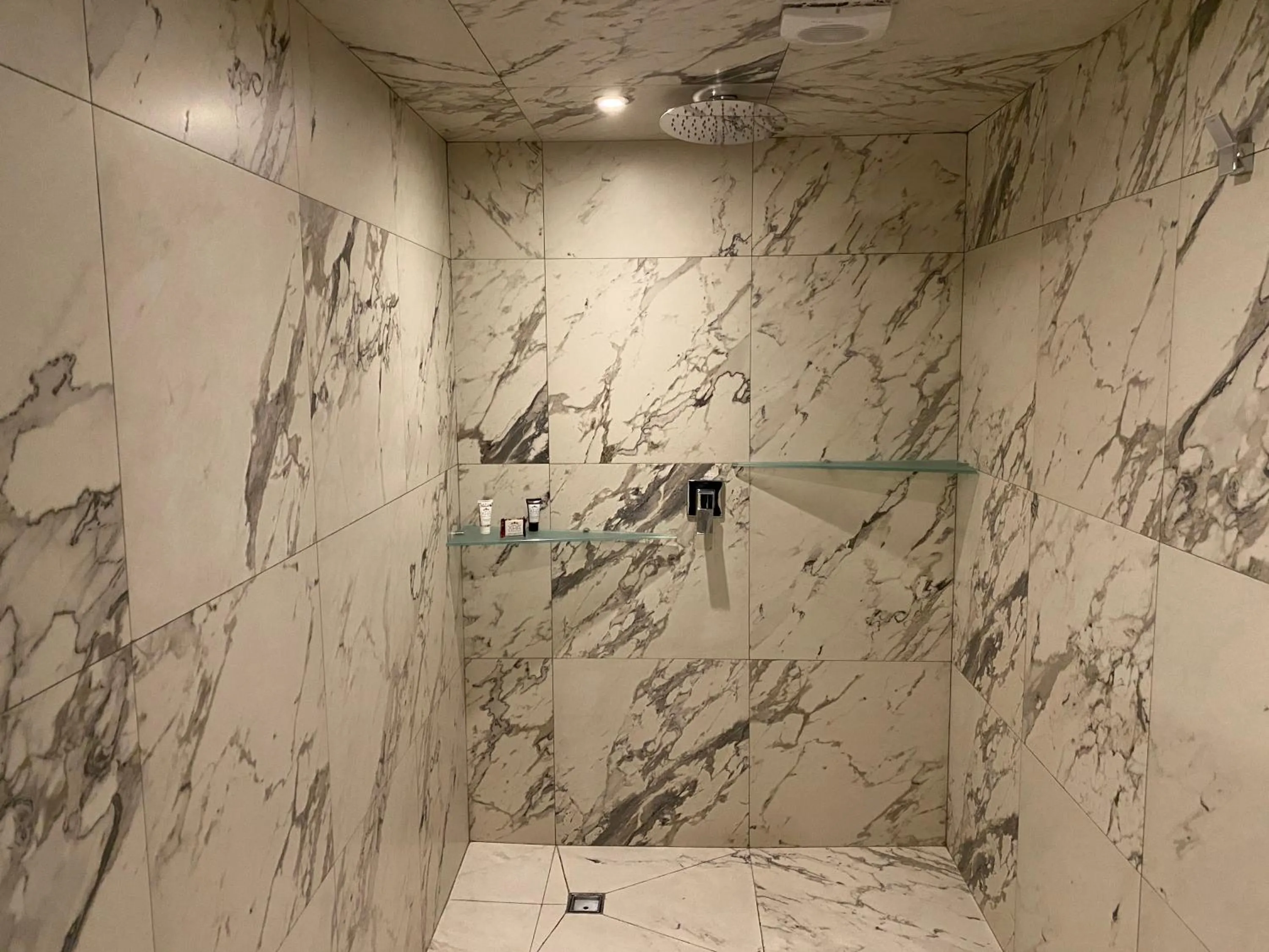 Bathroom in Hotel Clé Reforma Insurgentes