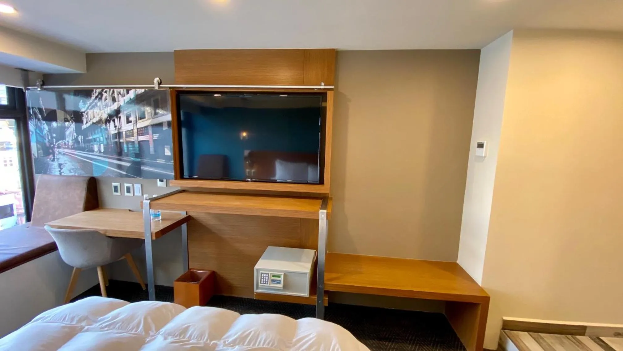 Photo of the whole room, Bed in Hotel Clé Reforma Insurgentes