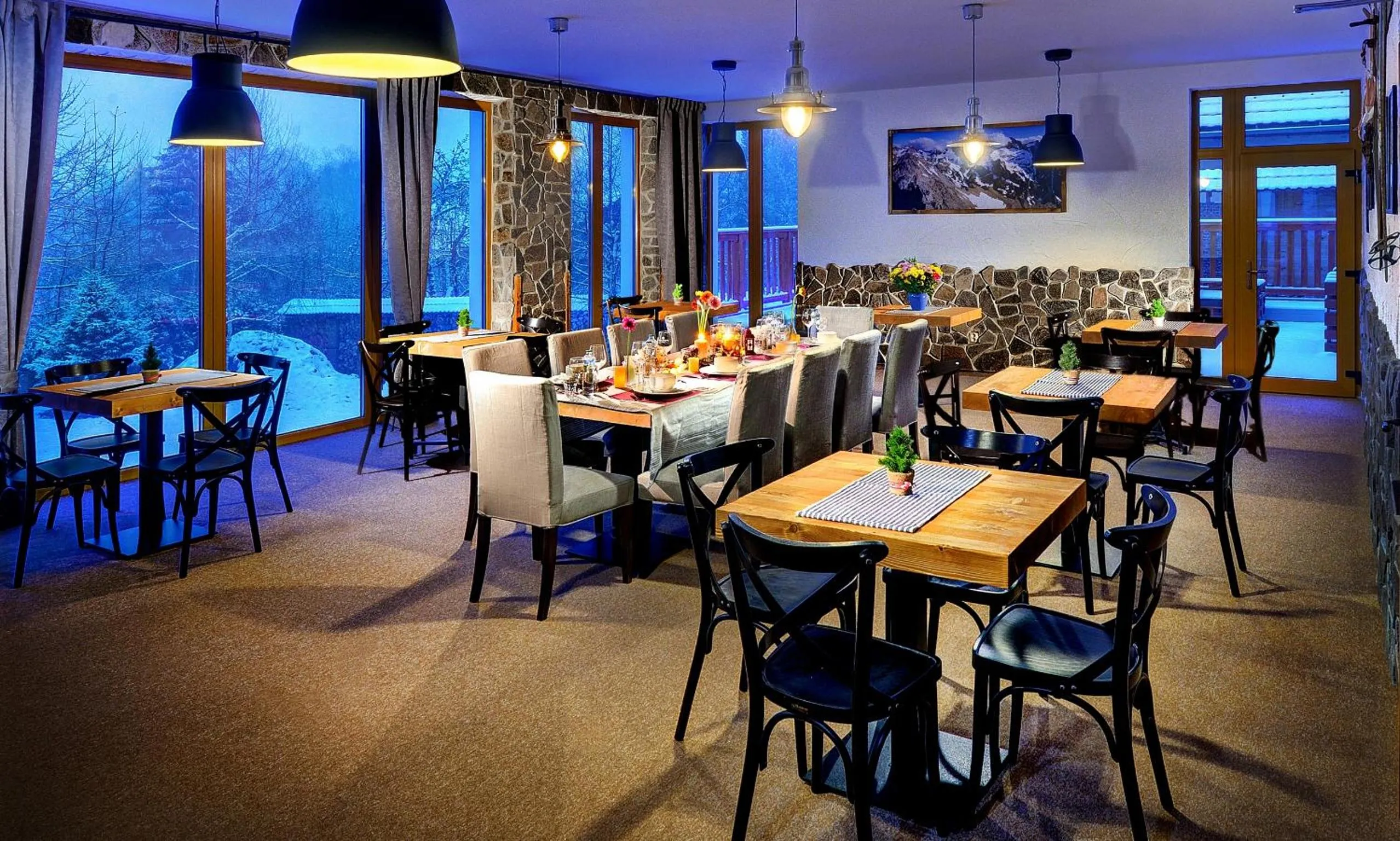 Restaurant/places to eat in Penzion Maria