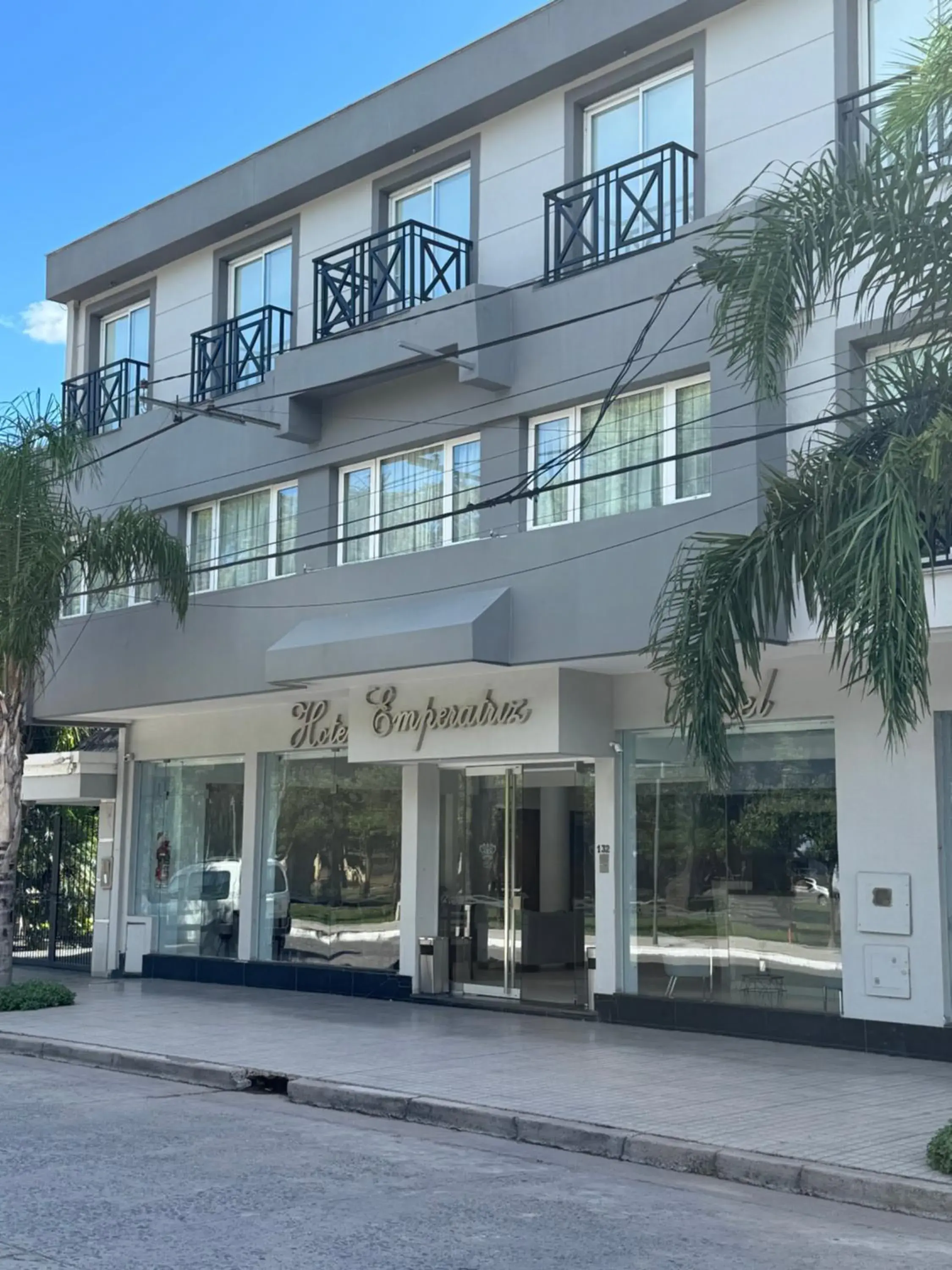 Property building in Hotel Termal Emperatriz Termas de Río Hondo Property building in Hotel Termal Emperatriz Termas de Río Hondo