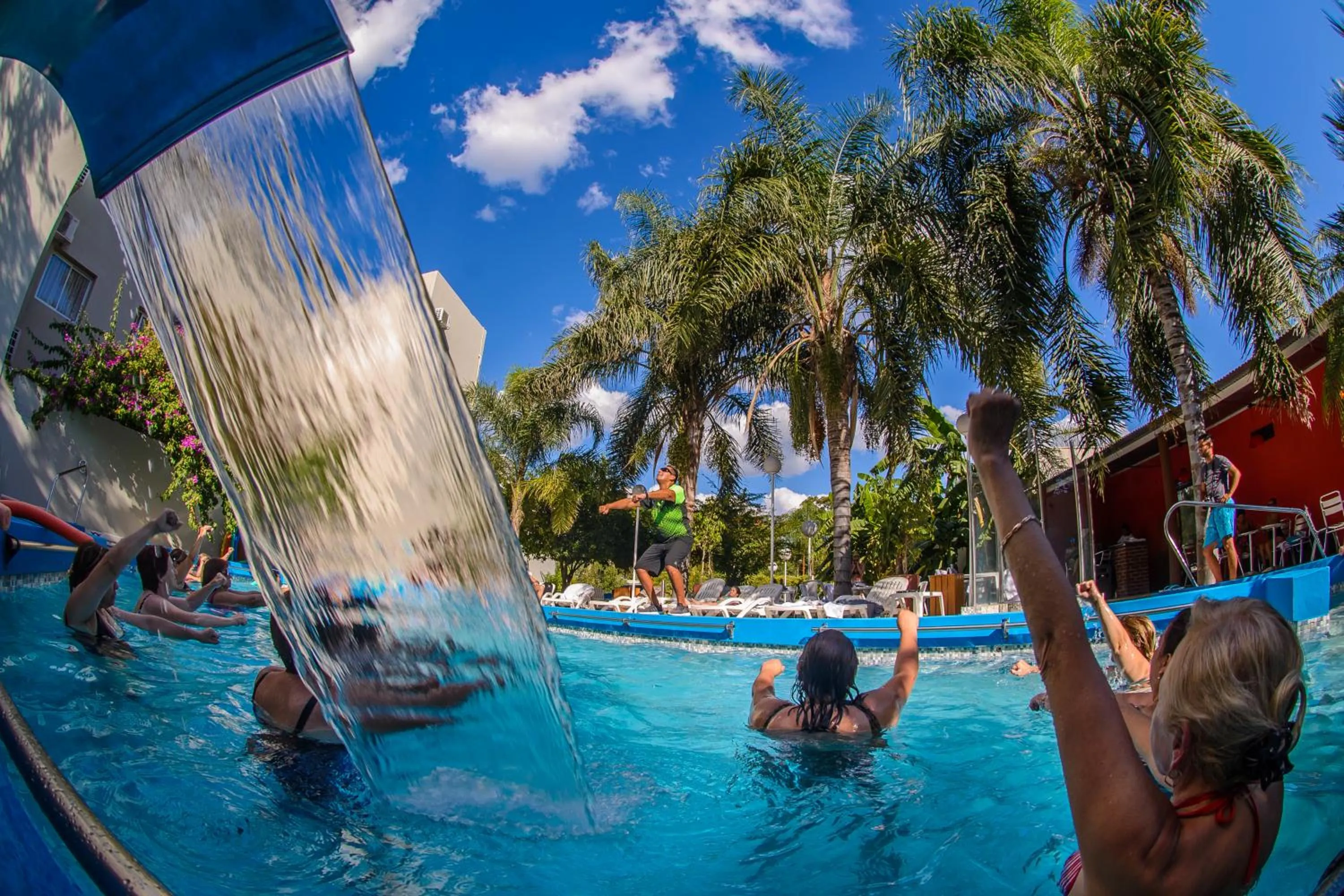 Swimming pool in Hotel Termal Emperatriz Termas de Río Hondo