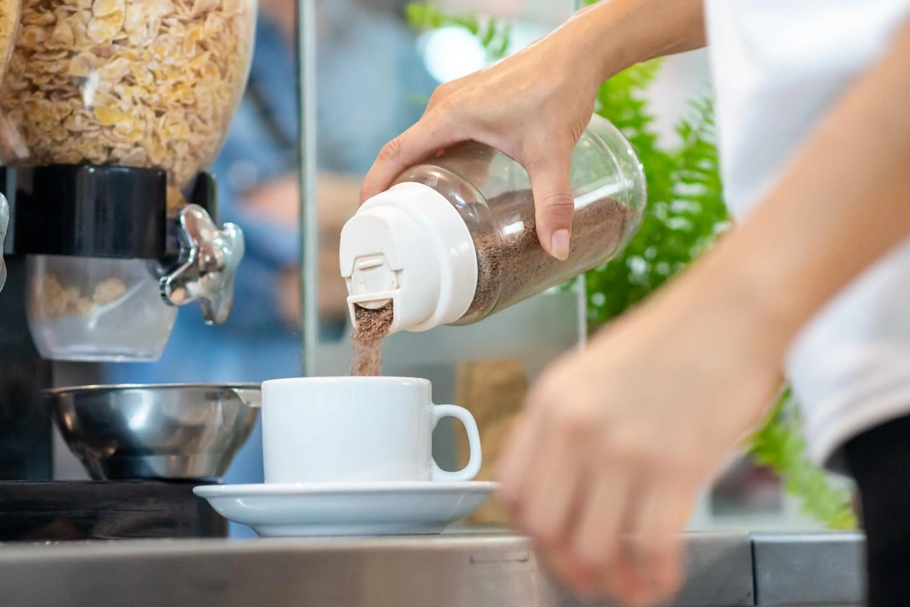 Coffee/tea facilities in Hotel Termal Emperatriz Termas de Río Hondo