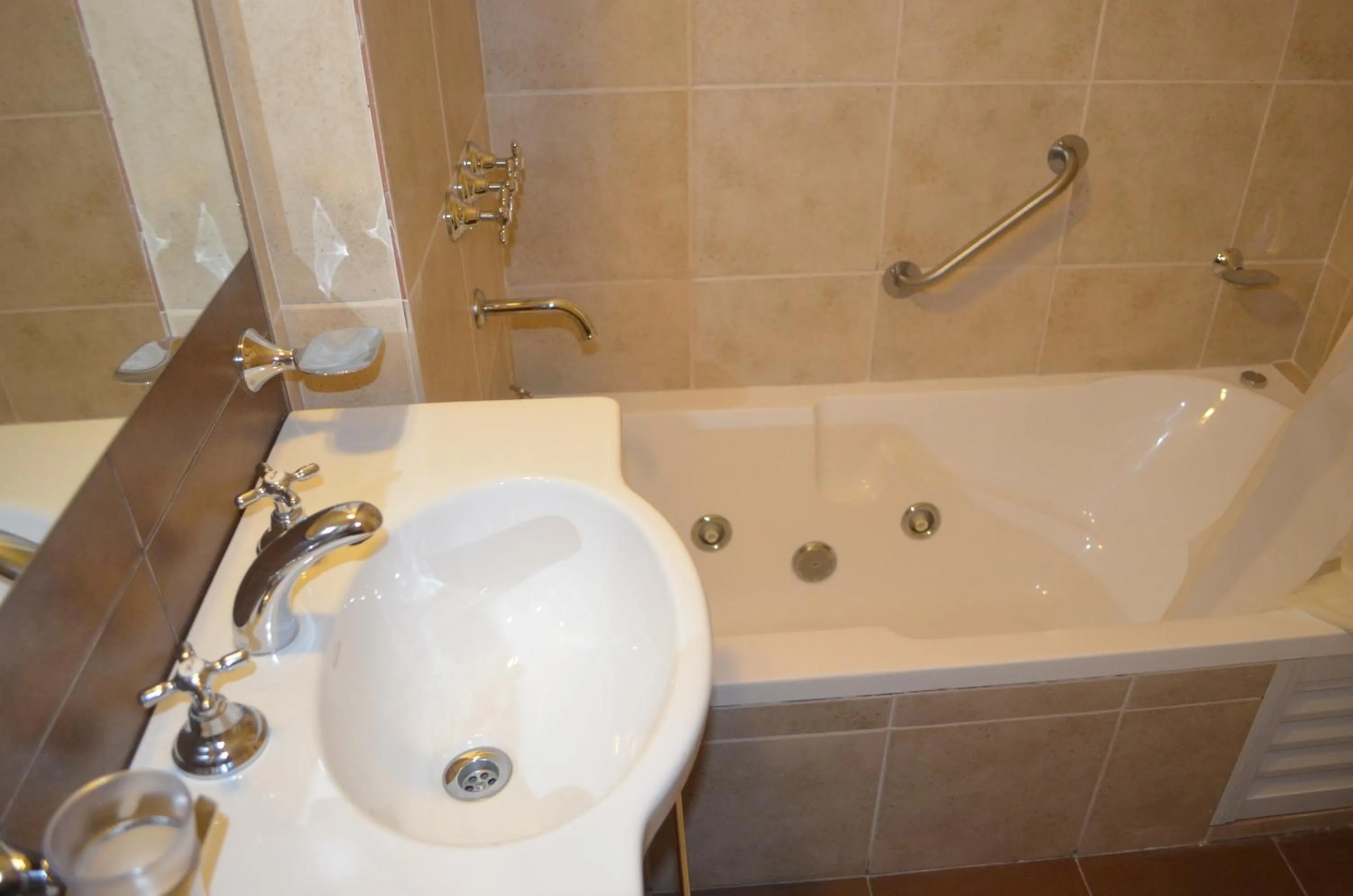 Hot Spring Bath in Hotel Termal Emperatriz Termas de Río Hondo