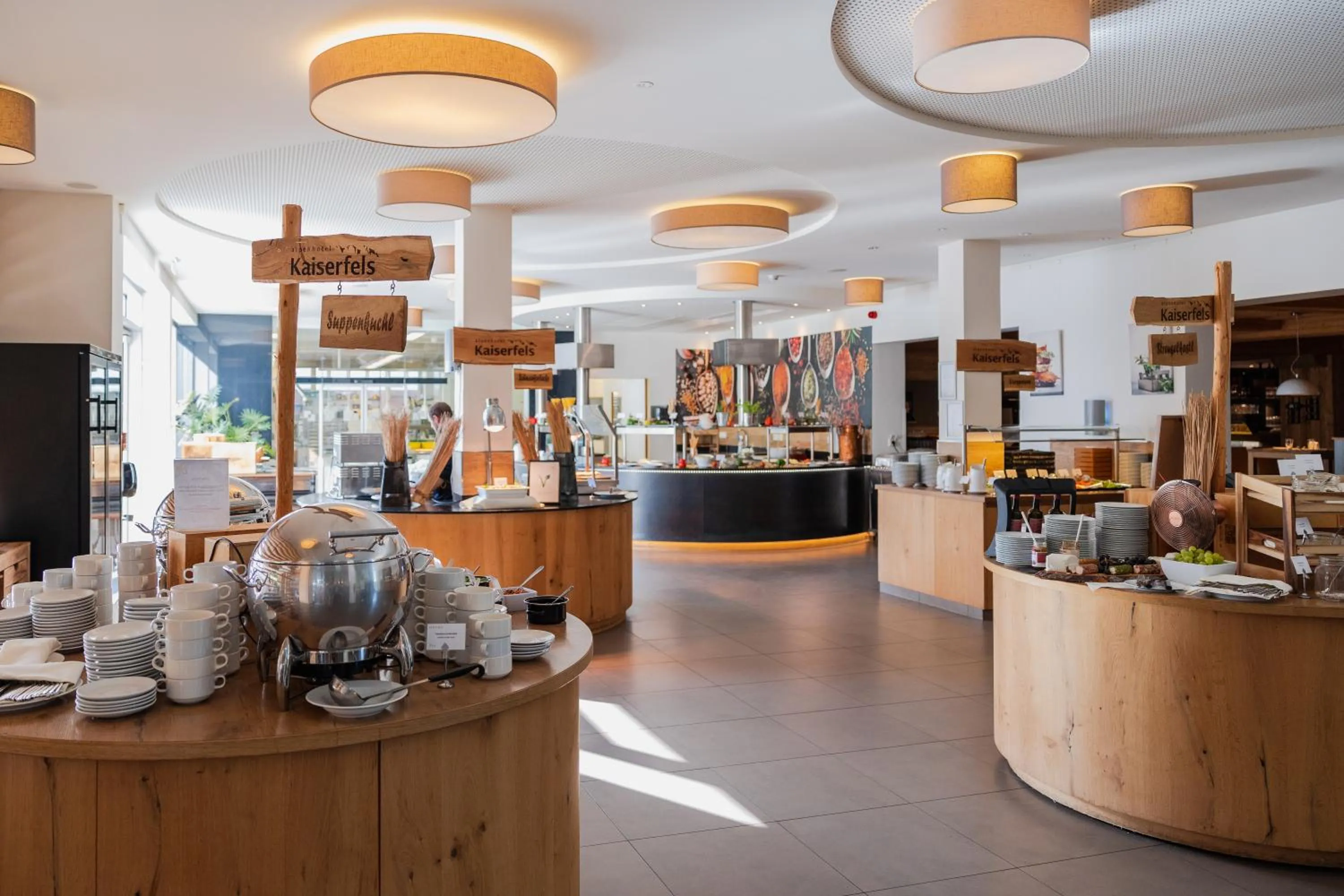 Restaurant/places to eat in Alpenhotel Kaiserfels