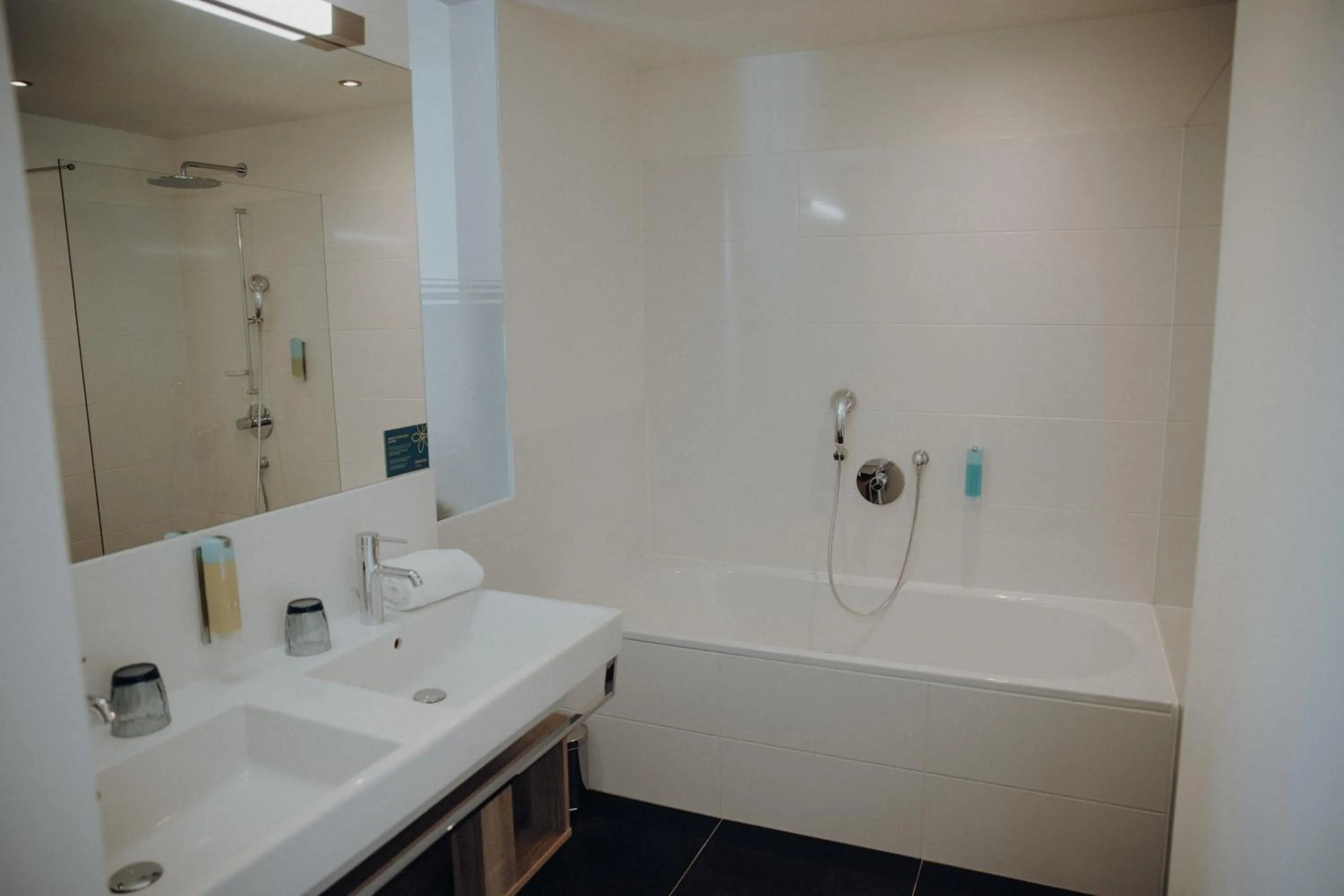 Shower in Alpenhotel Kaiserfels