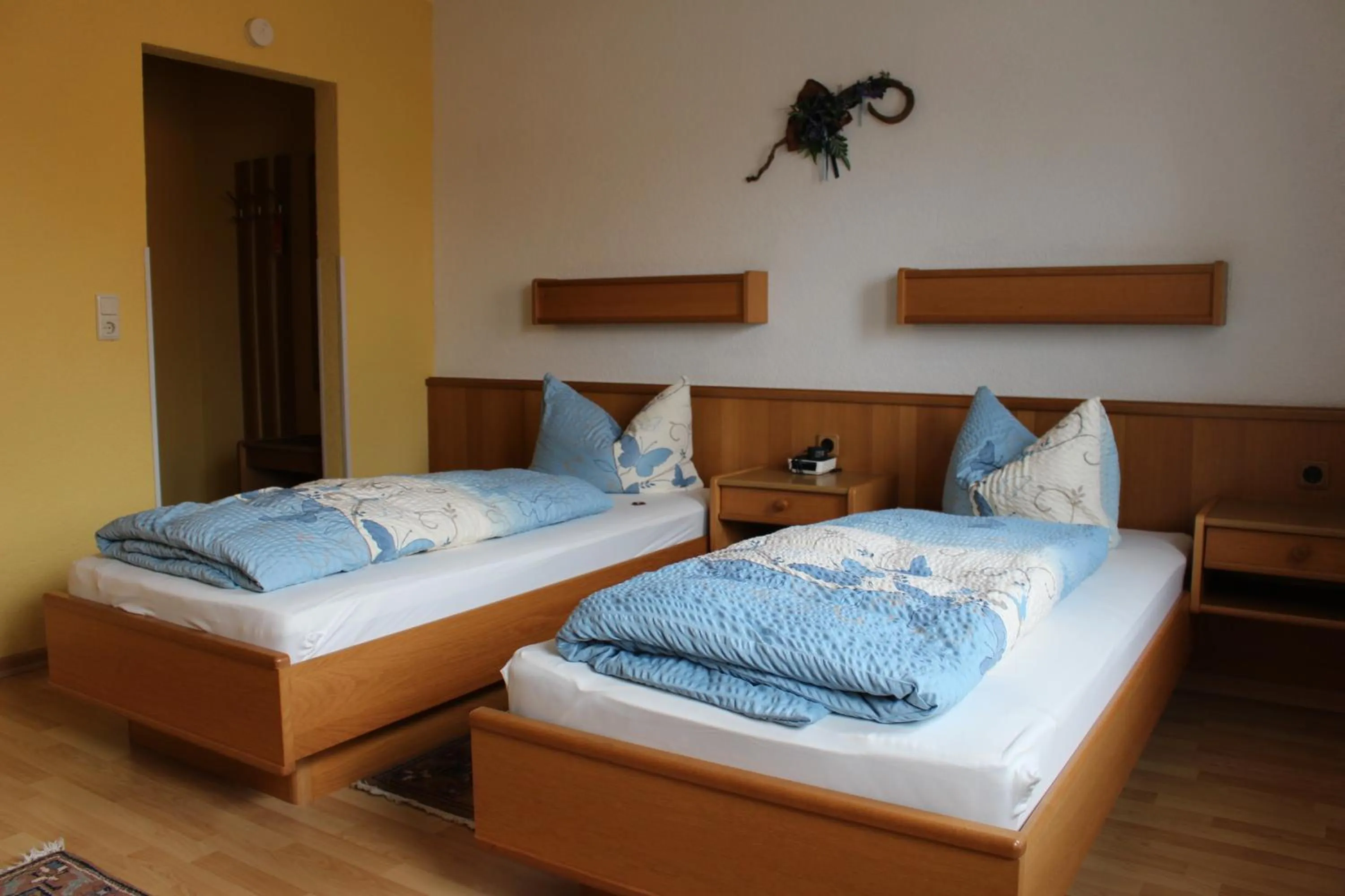 Bed in Landhotel "Zum ersten Siedler"