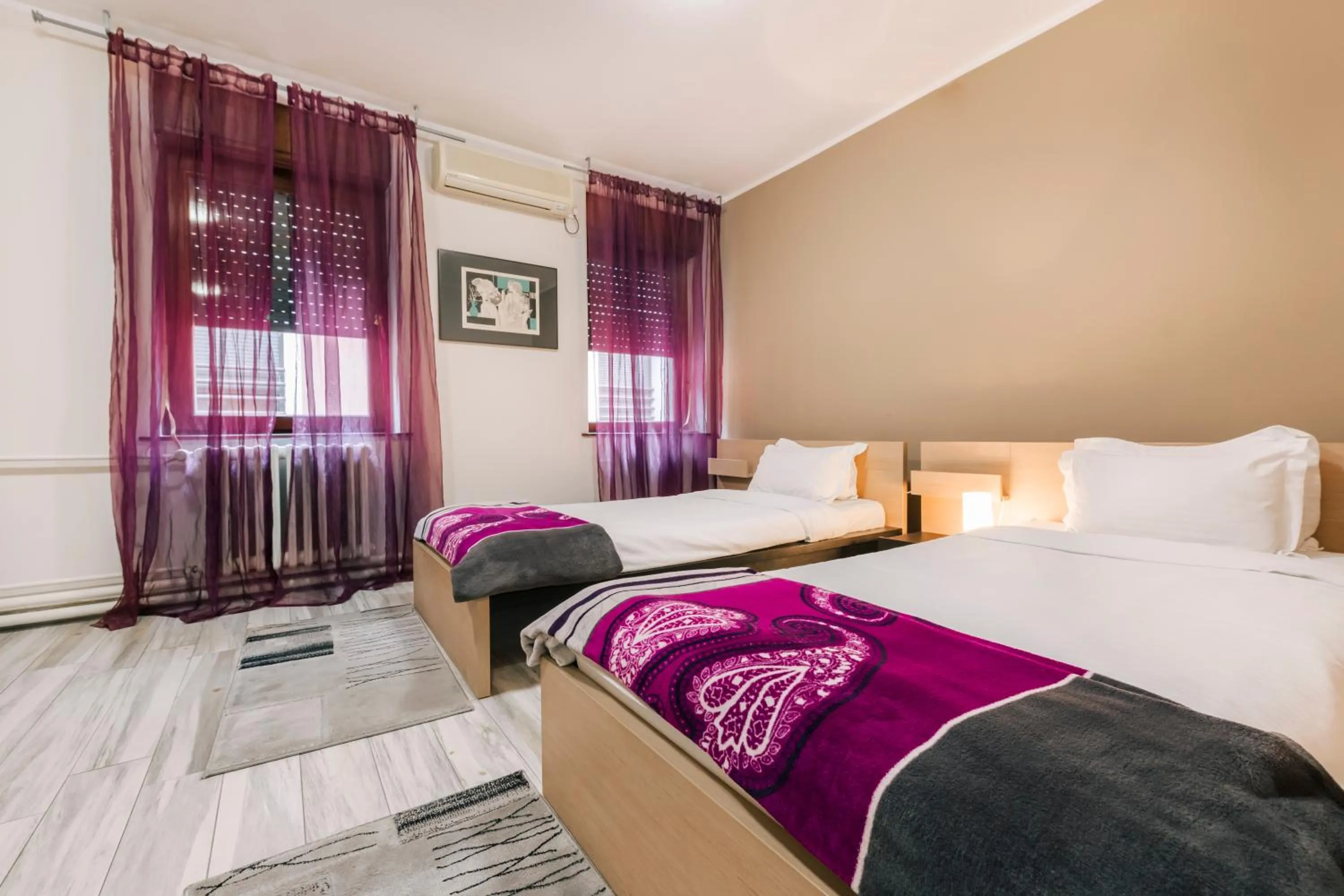 Photo of the whole room, Bed in Veliki Garni Hotel