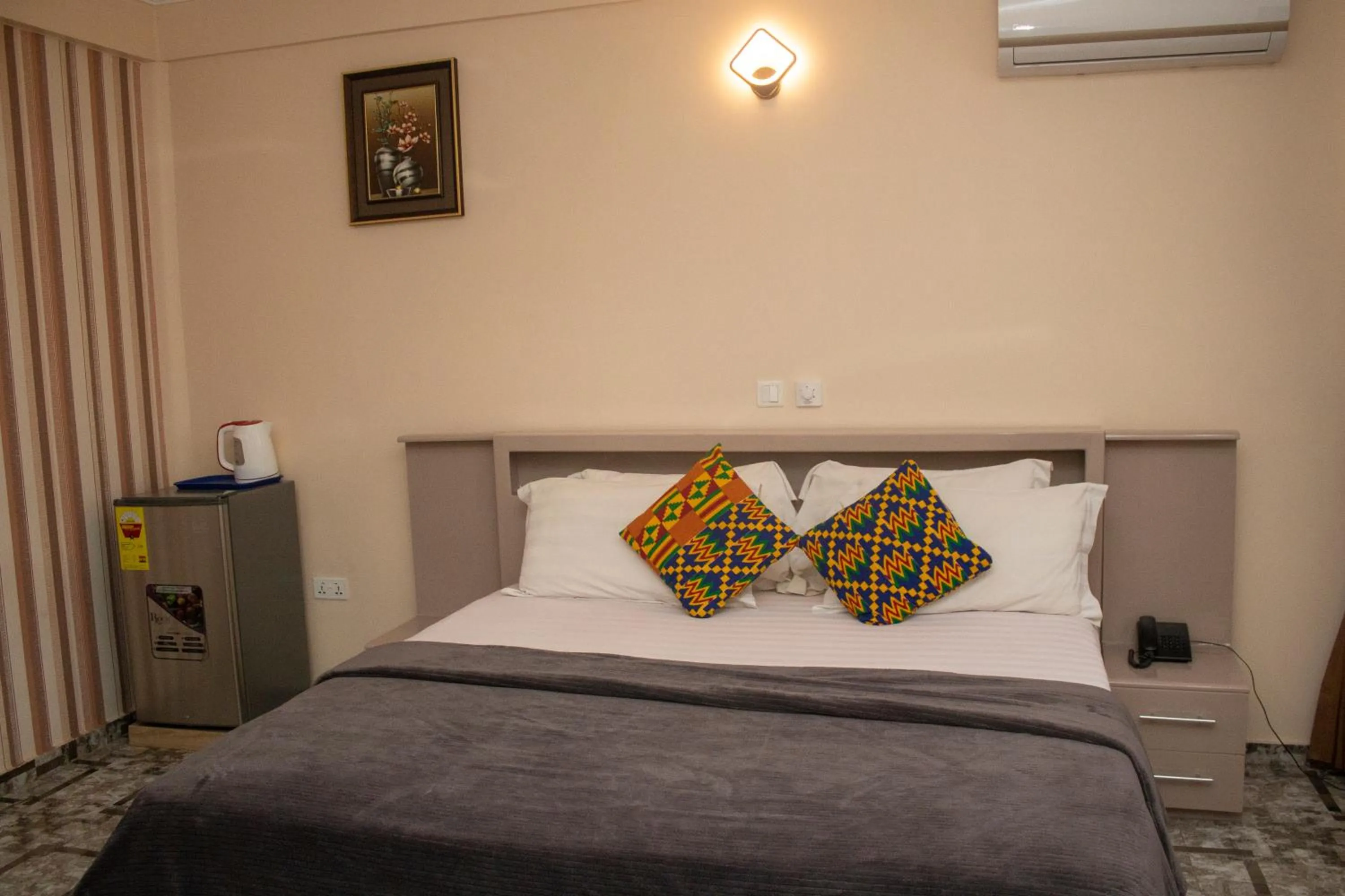 Bedroom, Bed in Exotic Palace Hotel