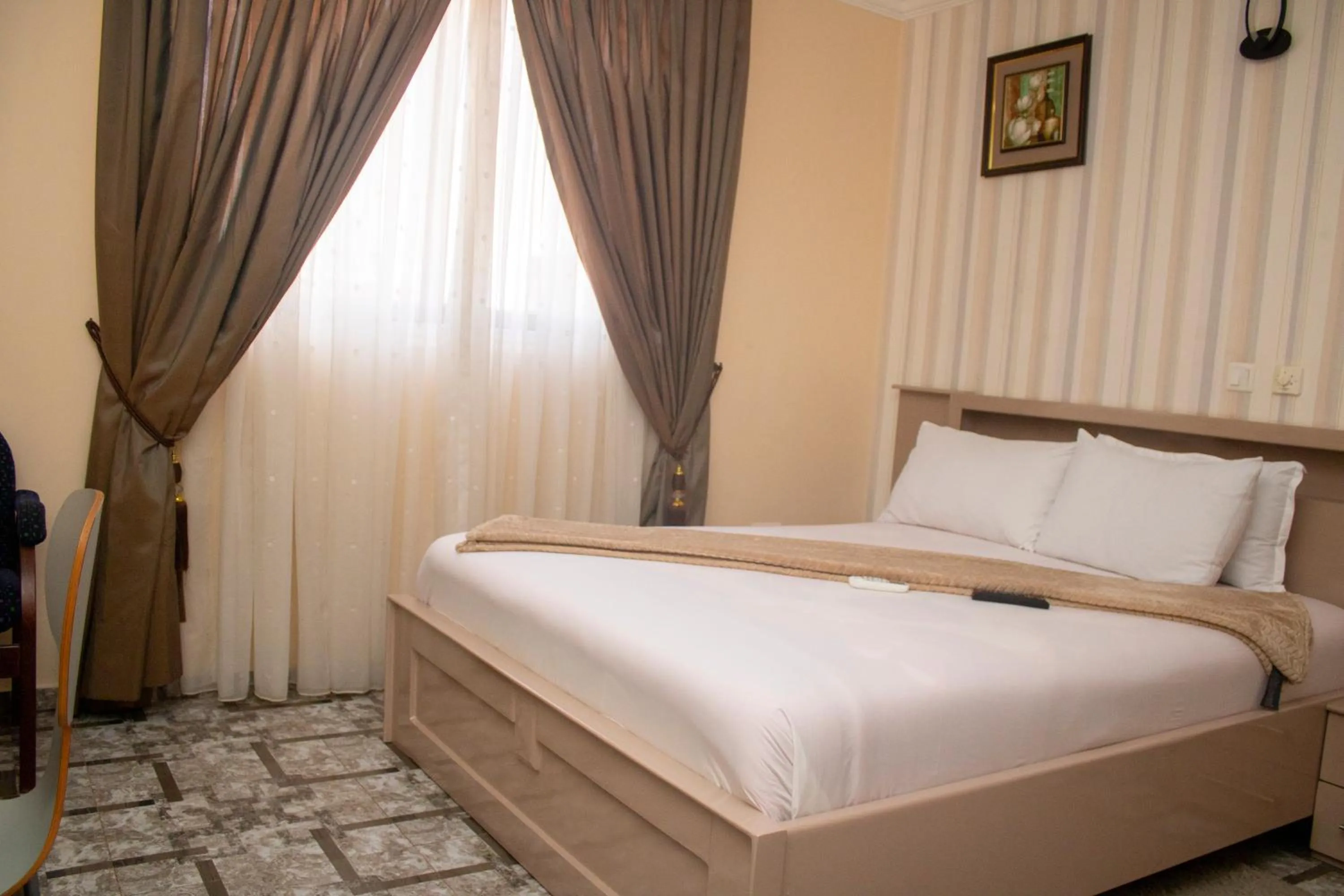 Bed in Exotic Palace Hotel