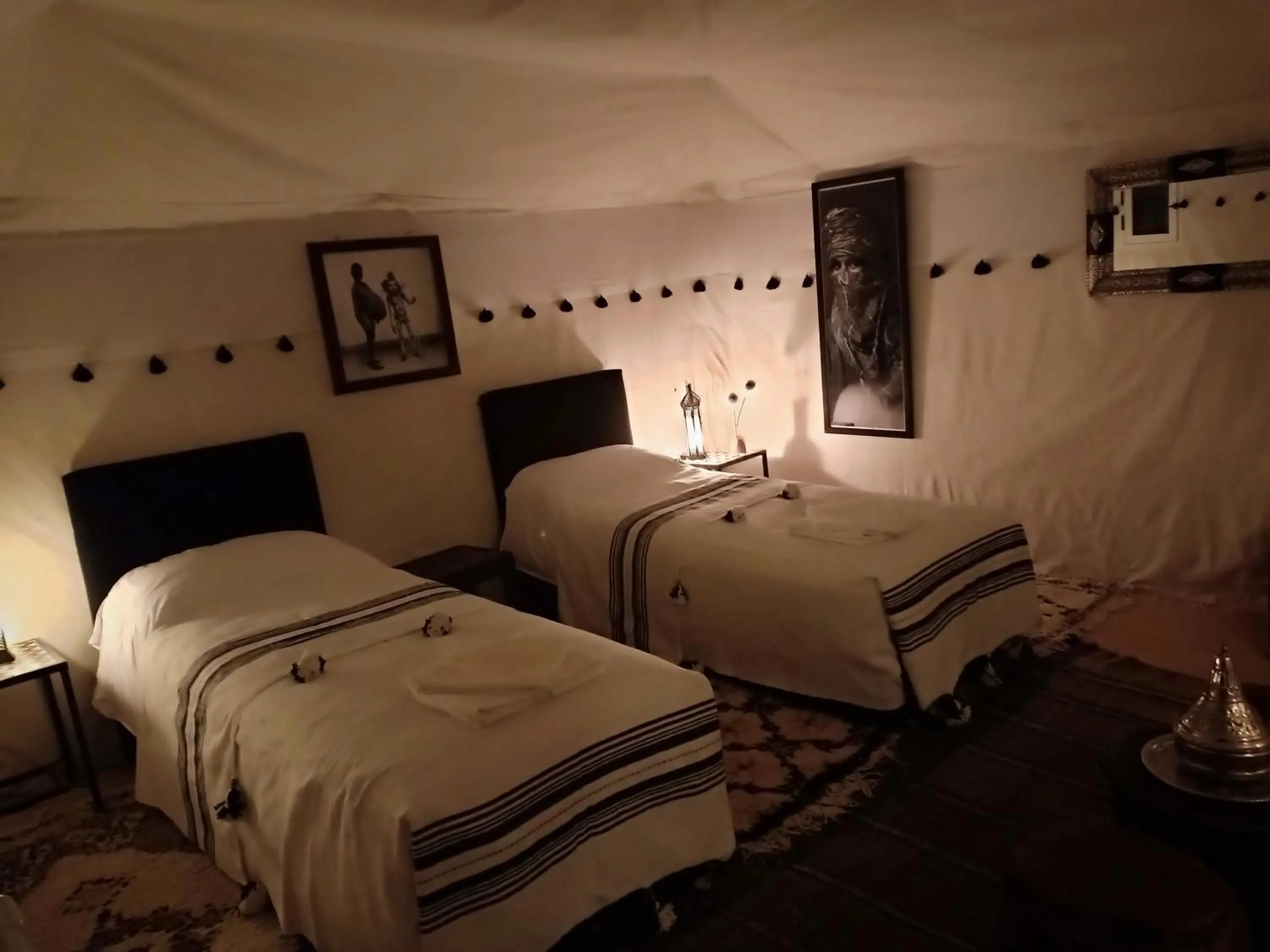 Bedroom, Bed in Kasbah Erg Chebbi